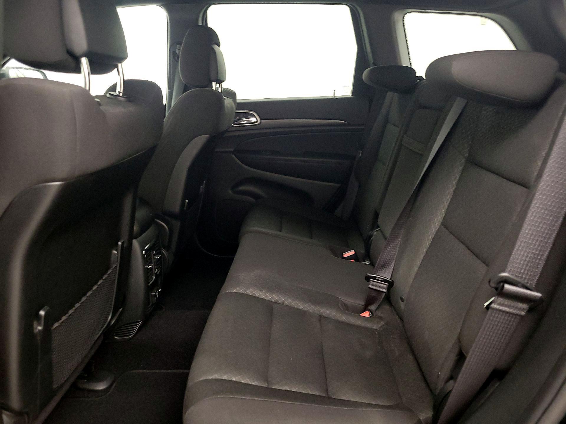 Thumbnail: 2021 Jeep Grand Cherokee - 19