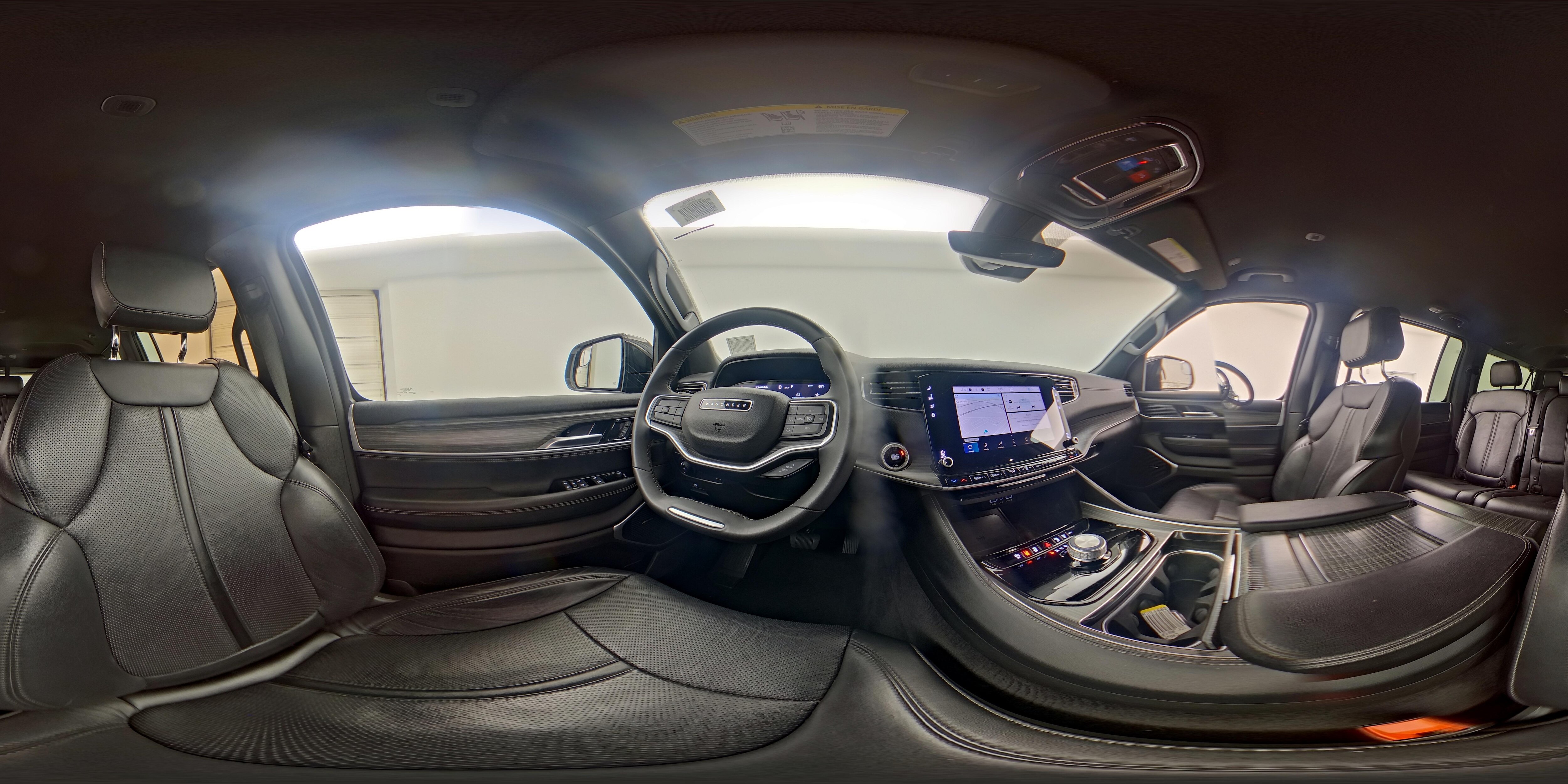 2024 Jeep Wagoneer L Series II - Photo 28