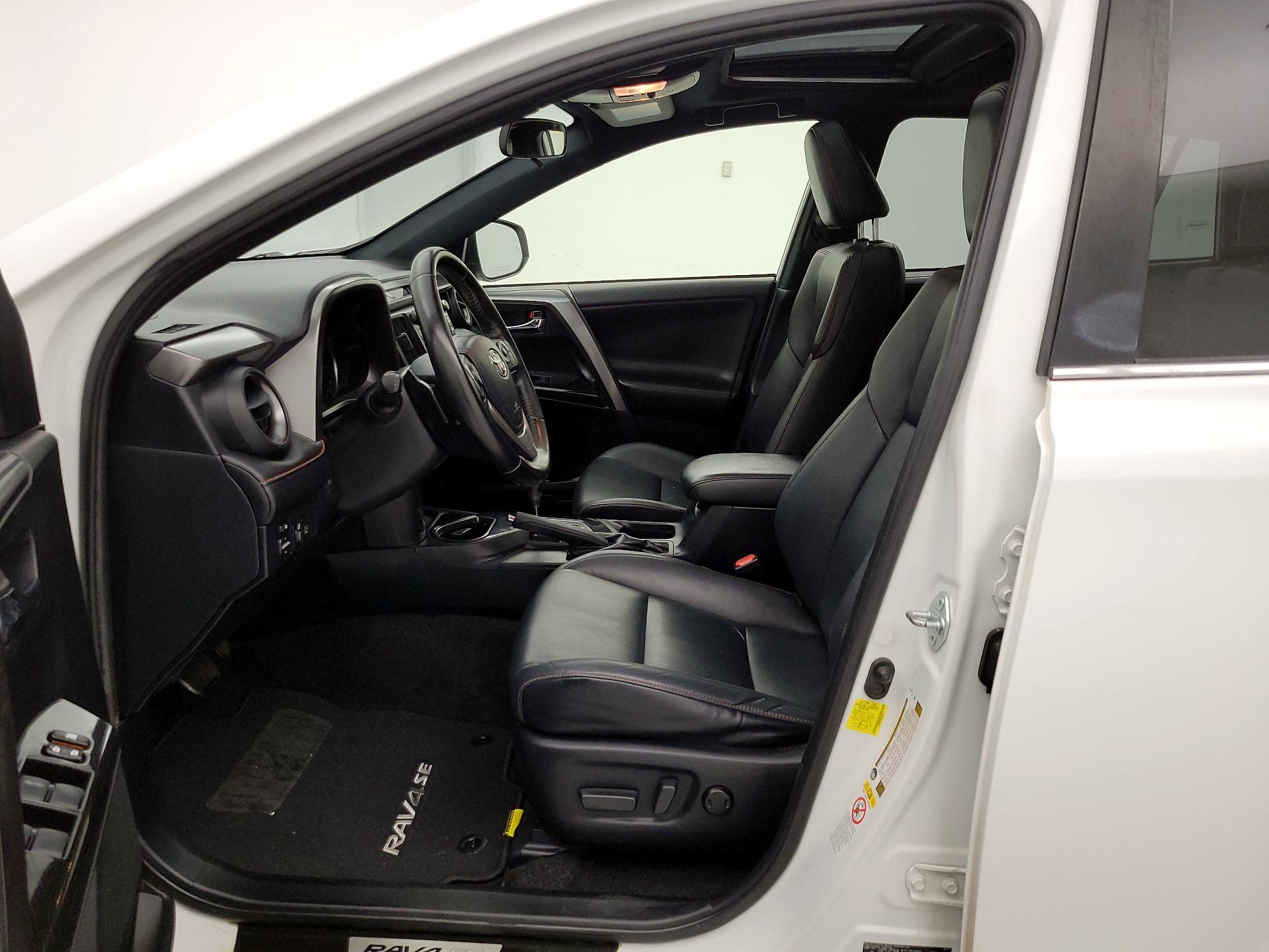 Thumbnail: 2017 Toyota RAV4 - 11