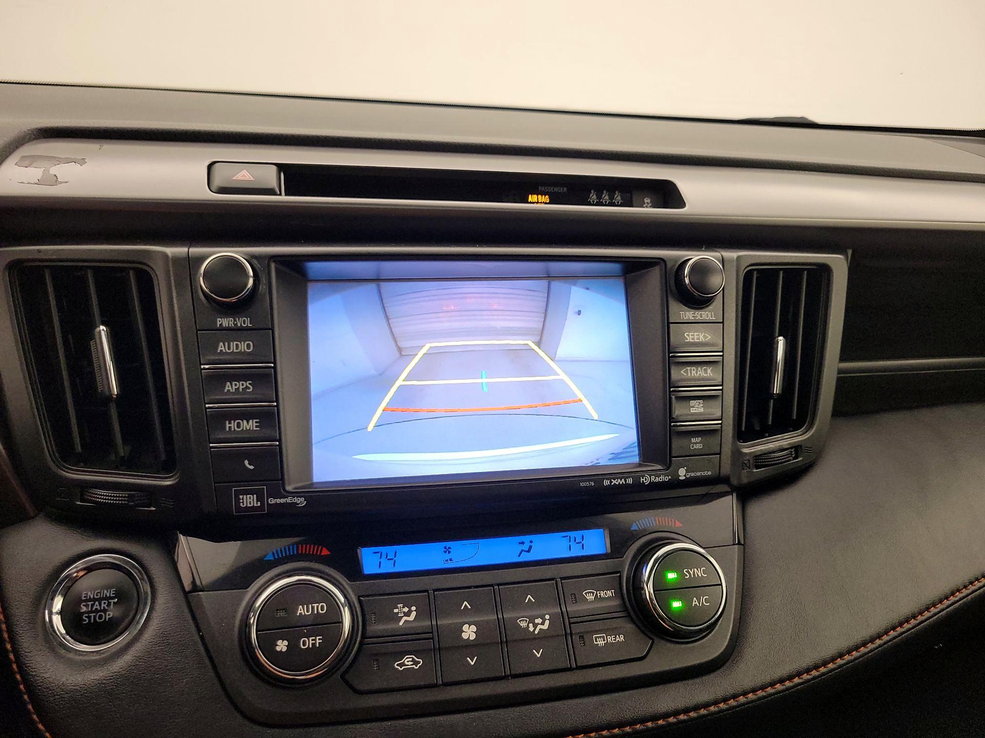 Thumbnail: 2017 Toyota RAV4 - 15