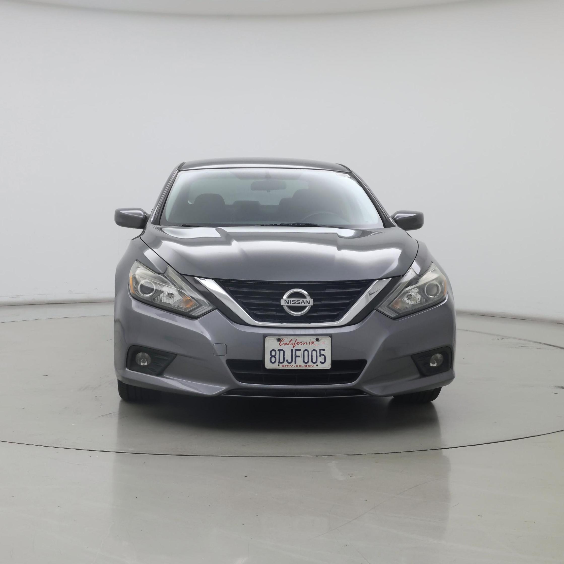Thumbnail: 2018 Nissan Altima - 5