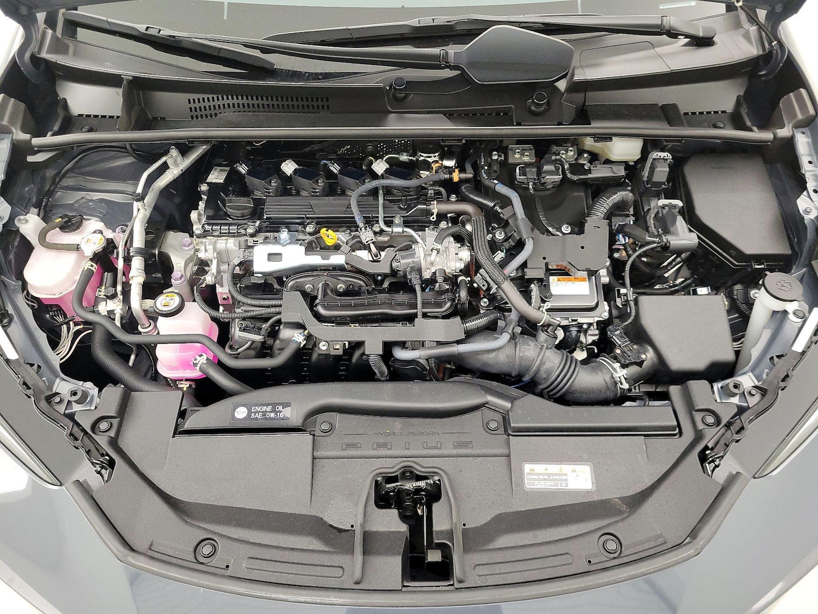 2024 Toyota Prius XLE - Photo 23