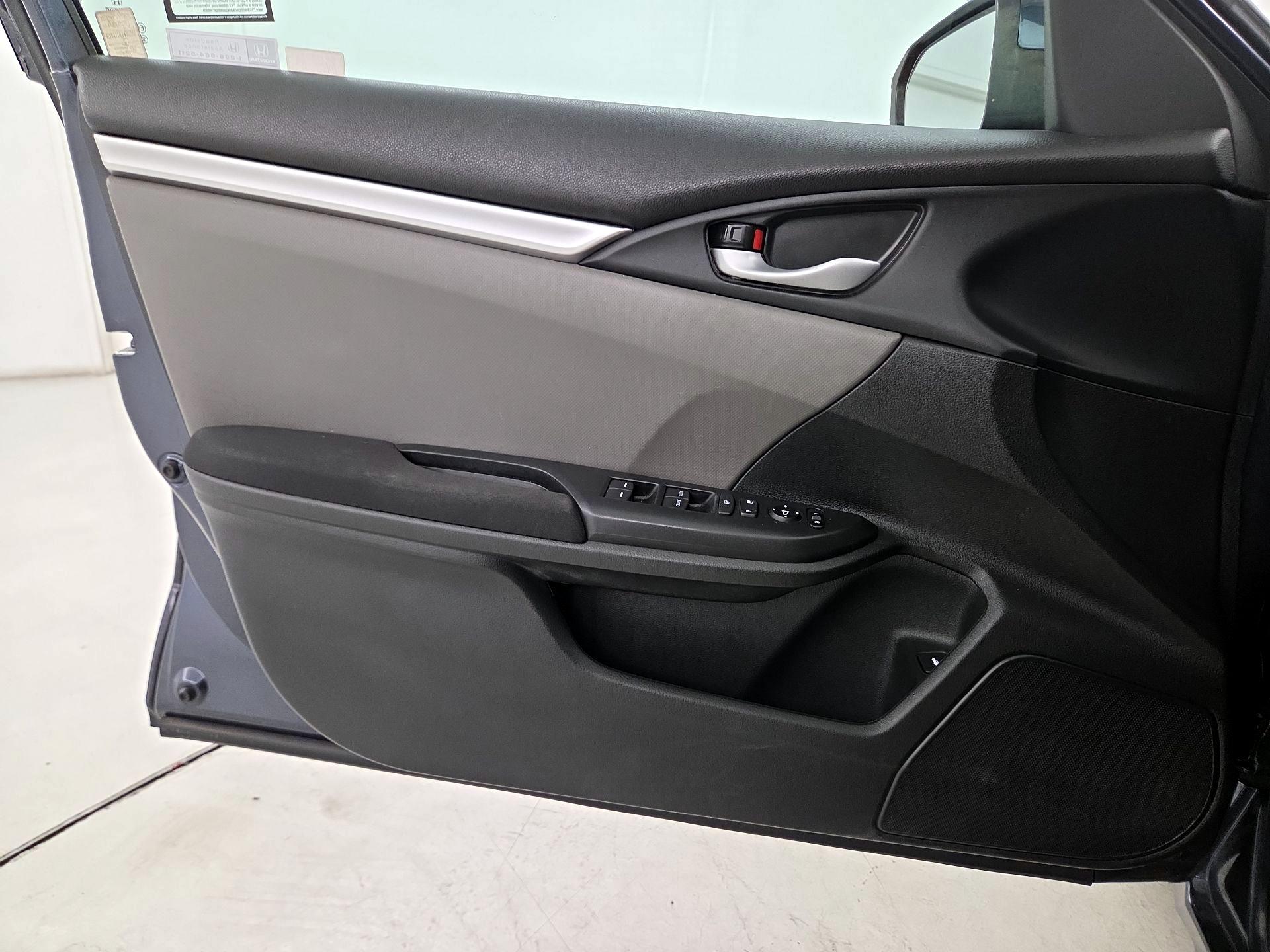 Thumbnail: 2020 Honda Civic - 12