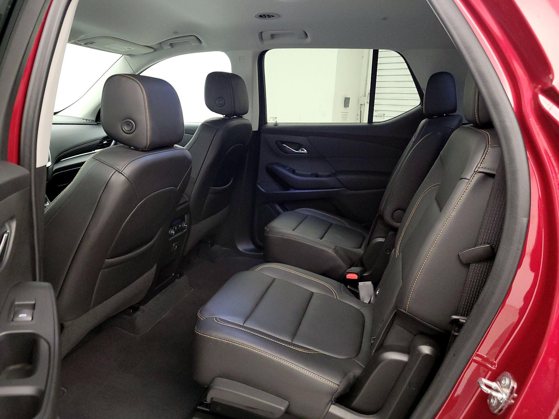 Thumbnail: 2021 Chevrolet Traverse - 20
