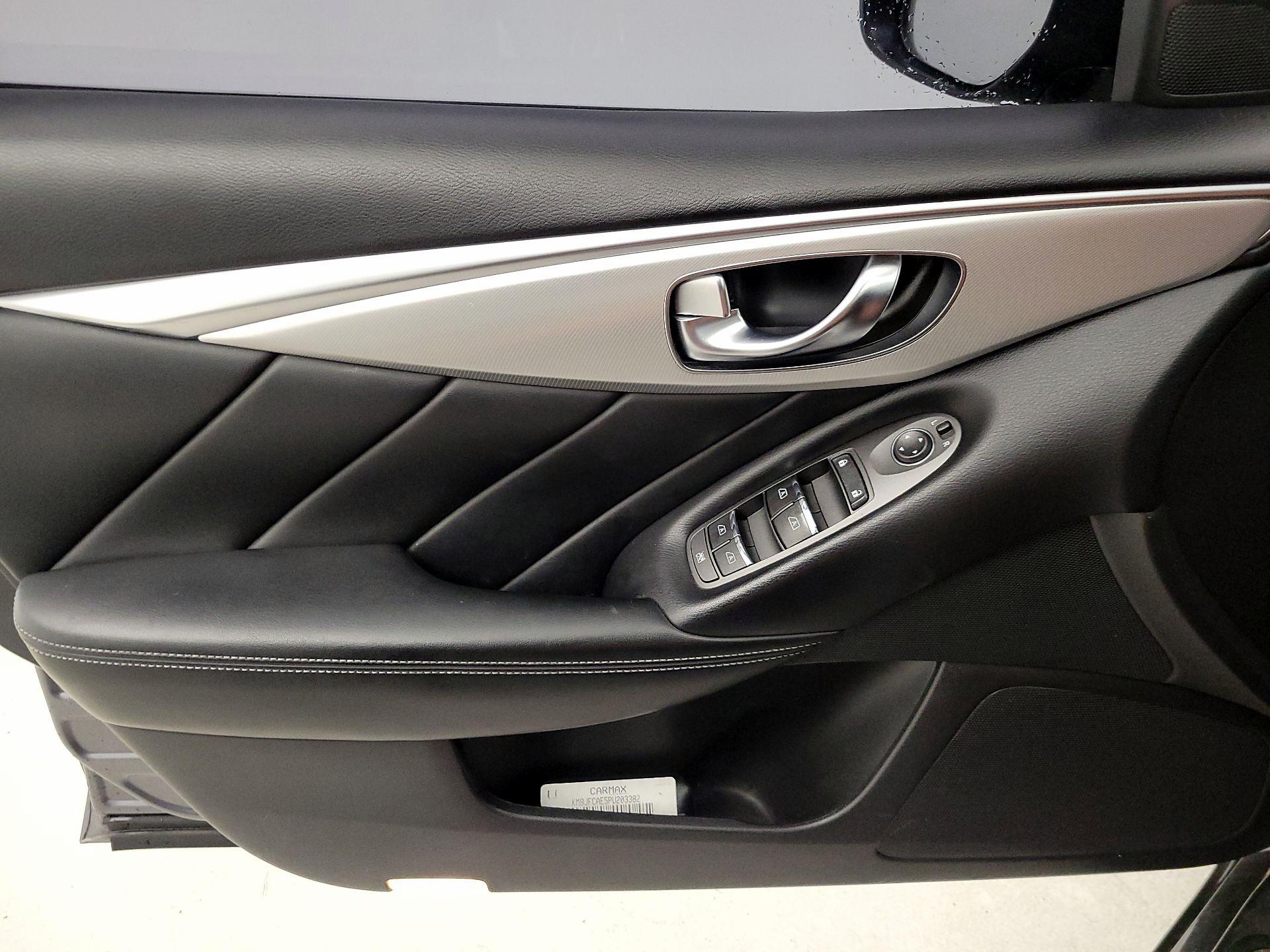 Thumbnail: 2021 INFINITI Q50 - 12