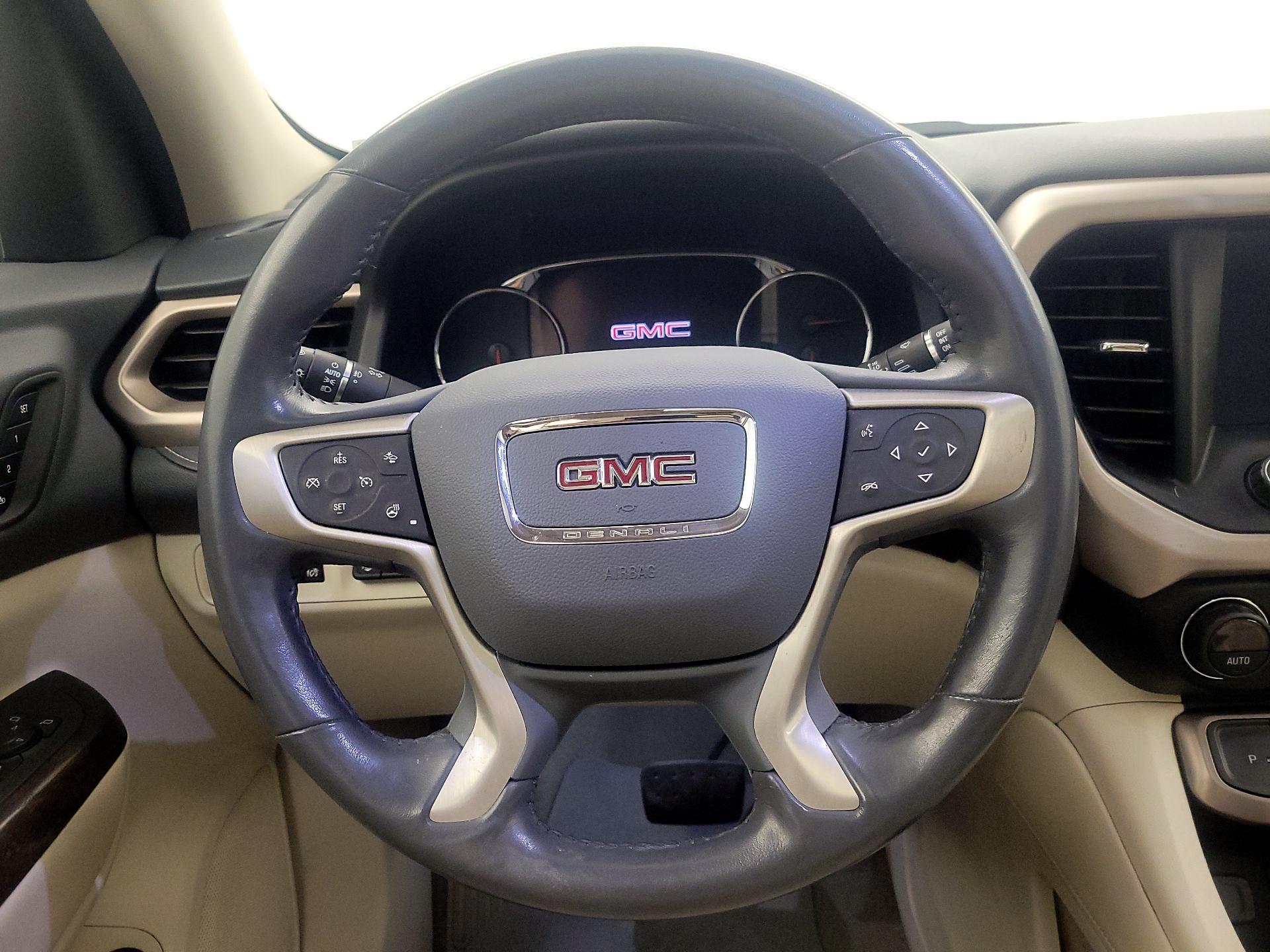 Thumbnail: 2020 GMC Acadia - 10