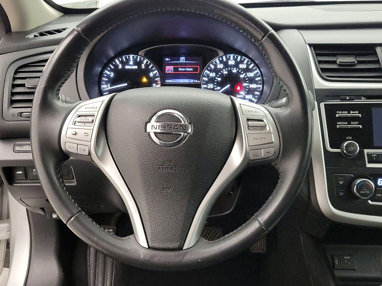 2017 Nissan Altima SV - Photo 11