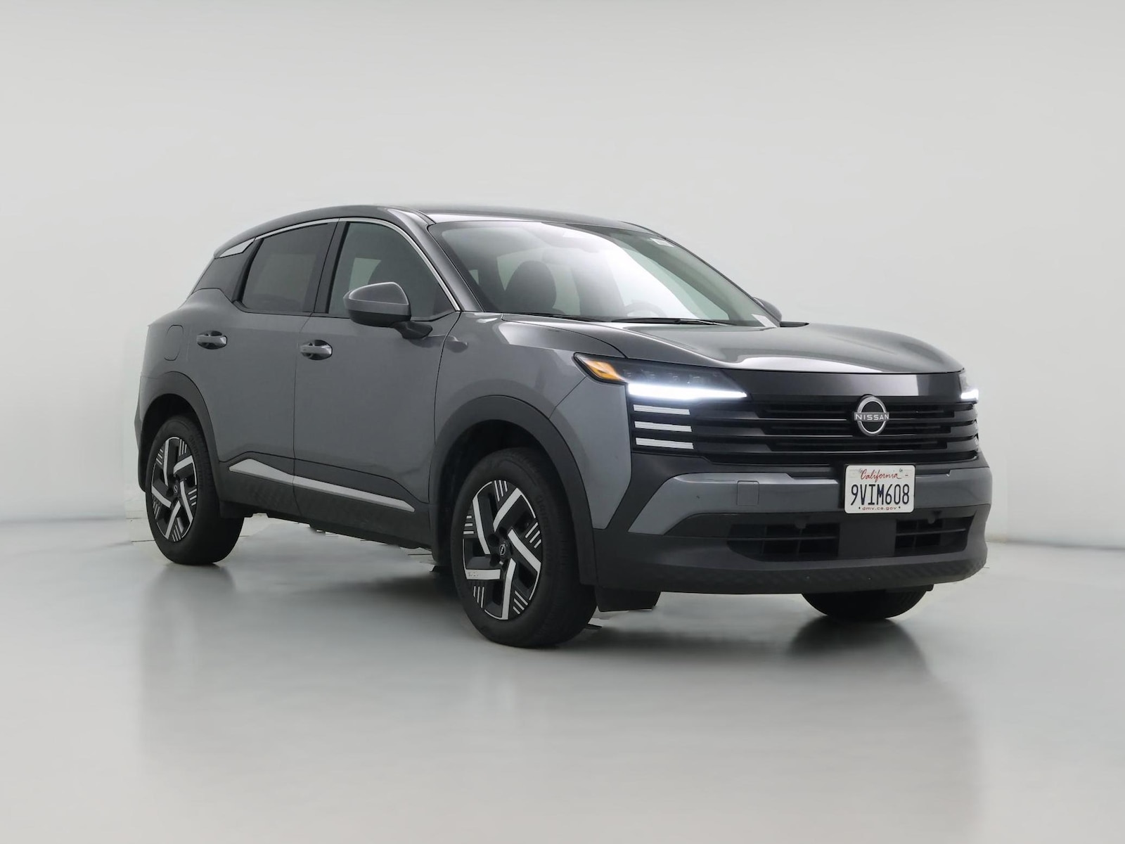 2025 Nissan Kicks