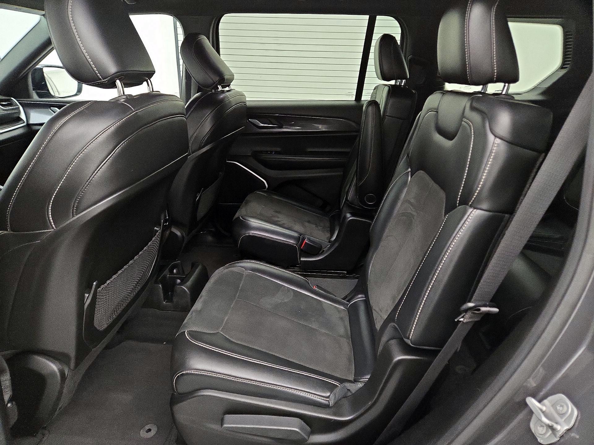 Thumbnail: 2021 Jeep Grand Cherokee L - 19