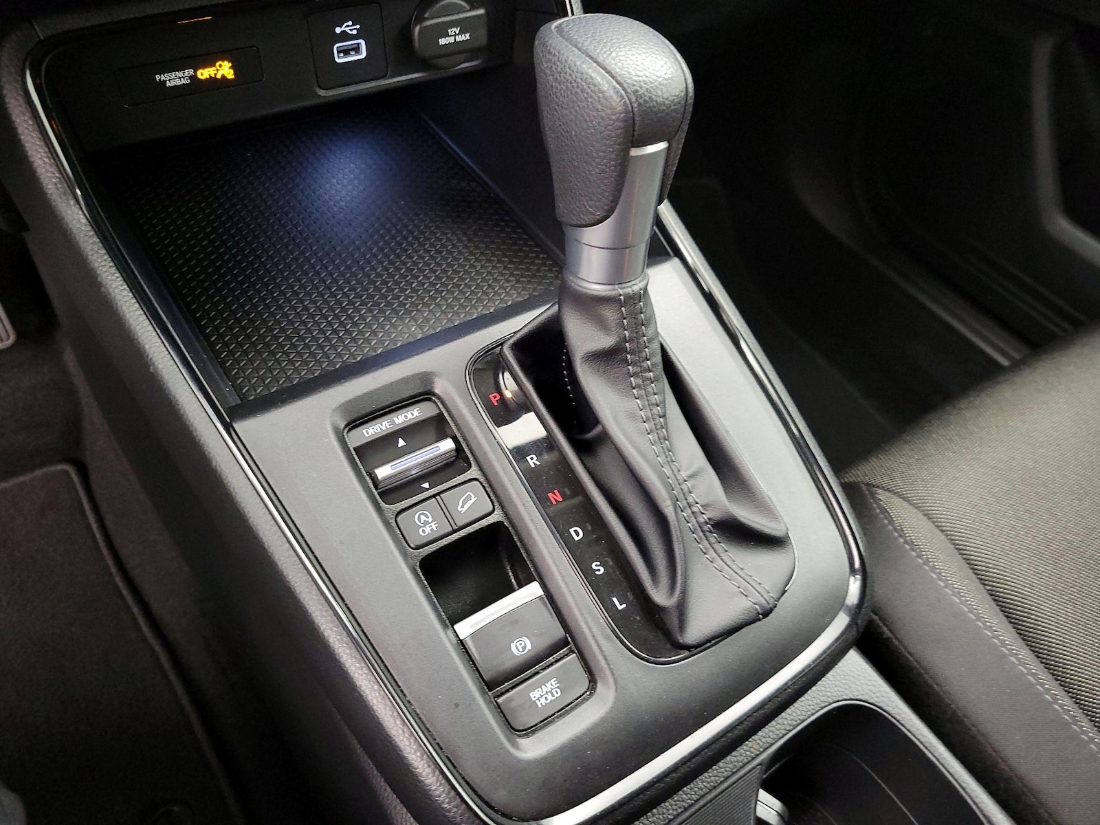 2025 Honda CR-V LX - Photo 18