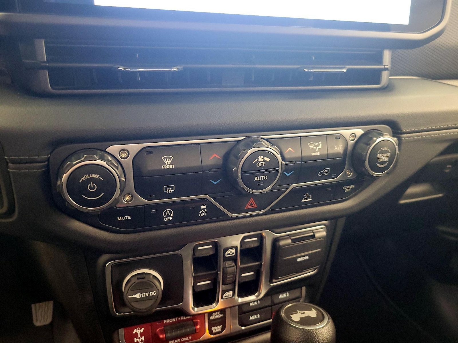 2024 Jeep Wrangler 4-Door Rubicon - Photo 17
