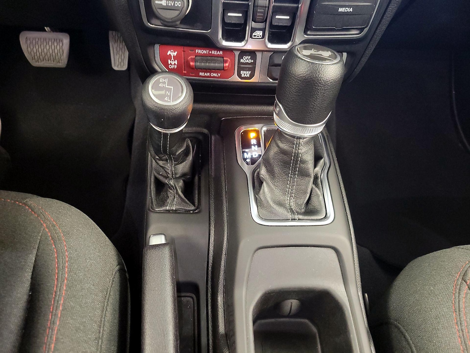2024 Jeep Wrangler 4-Door Rubicon - Photo 18