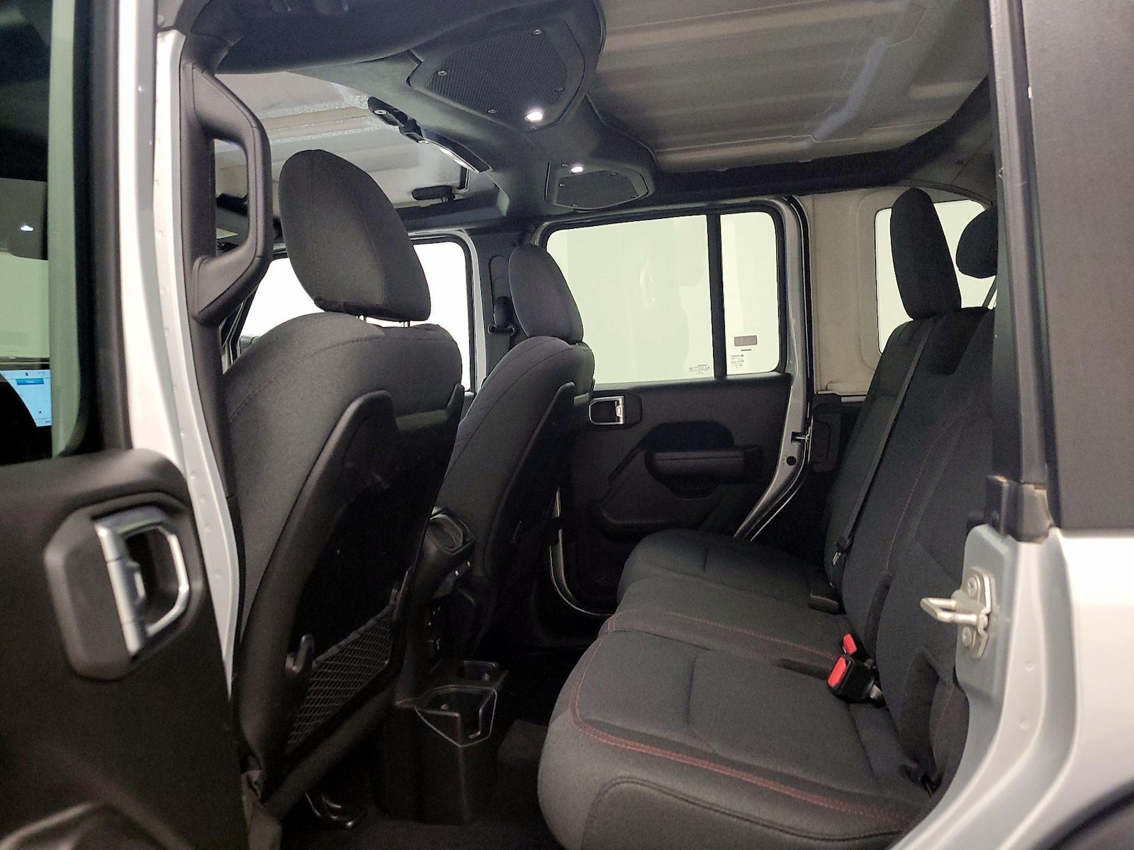 2024 Jeep Wrangler 4-Door Rubicon - Photo 20
