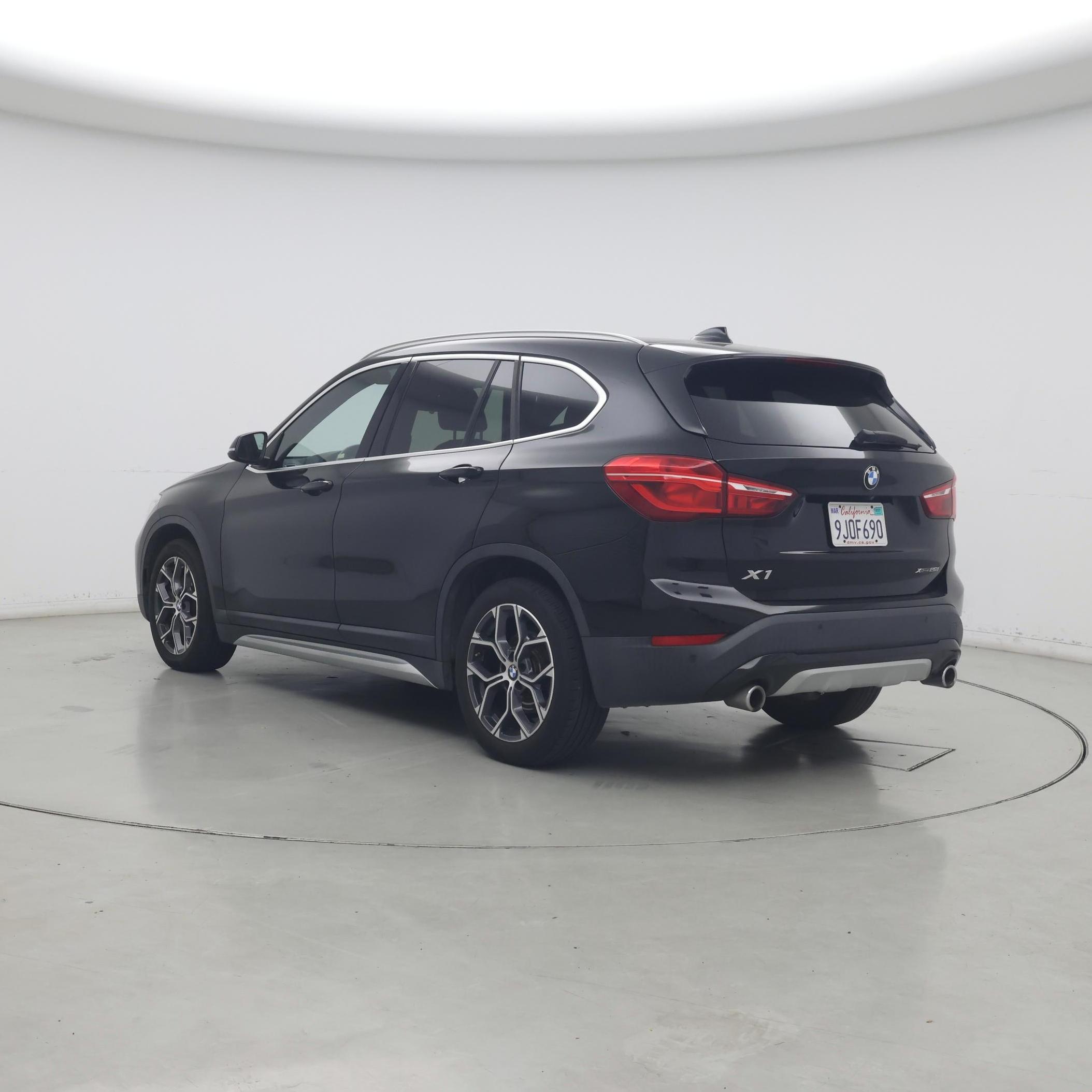 Thumbnail: 2020 BMW X1 - 2