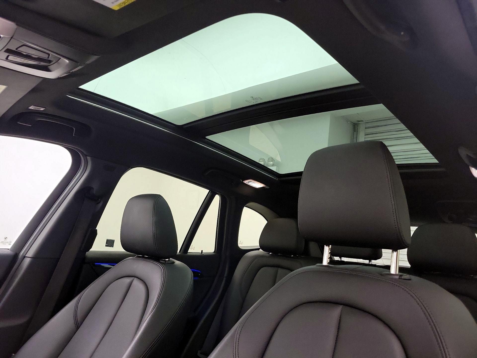 Thumbnail: 2020 BMW X1 - 20