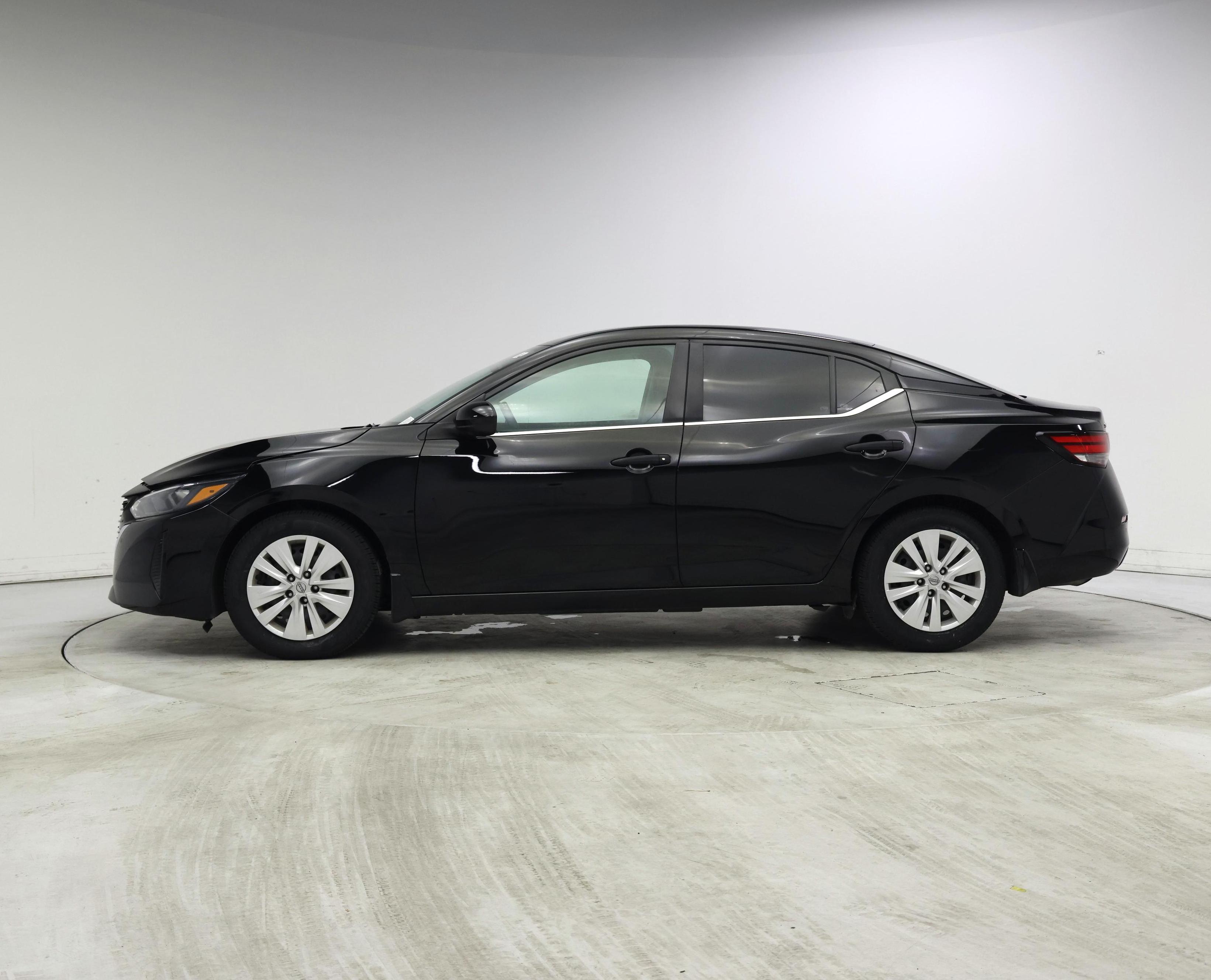 Thumbnail: 2024 Nissan Sentra - 3