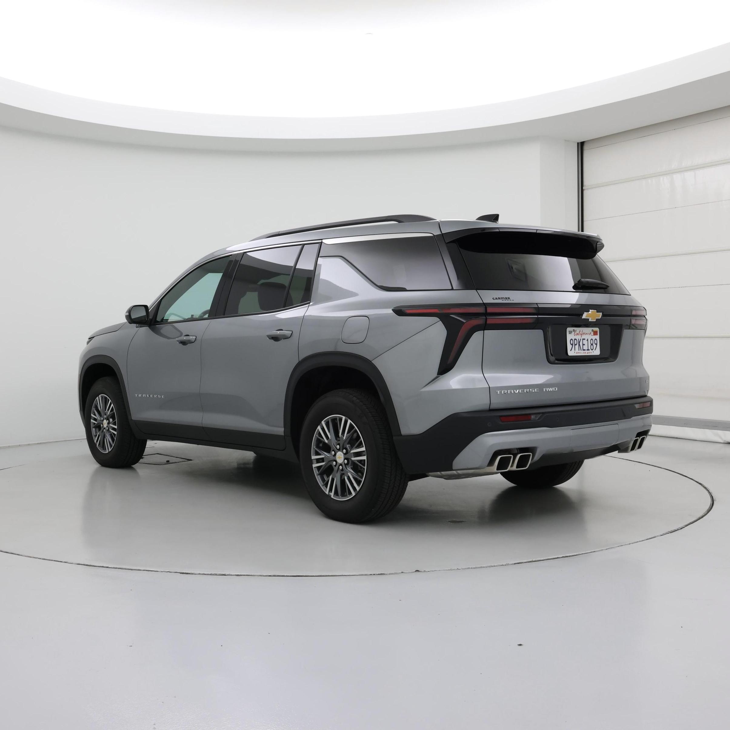 Thumbnail: 2024 Chevrolet Traverse - 2