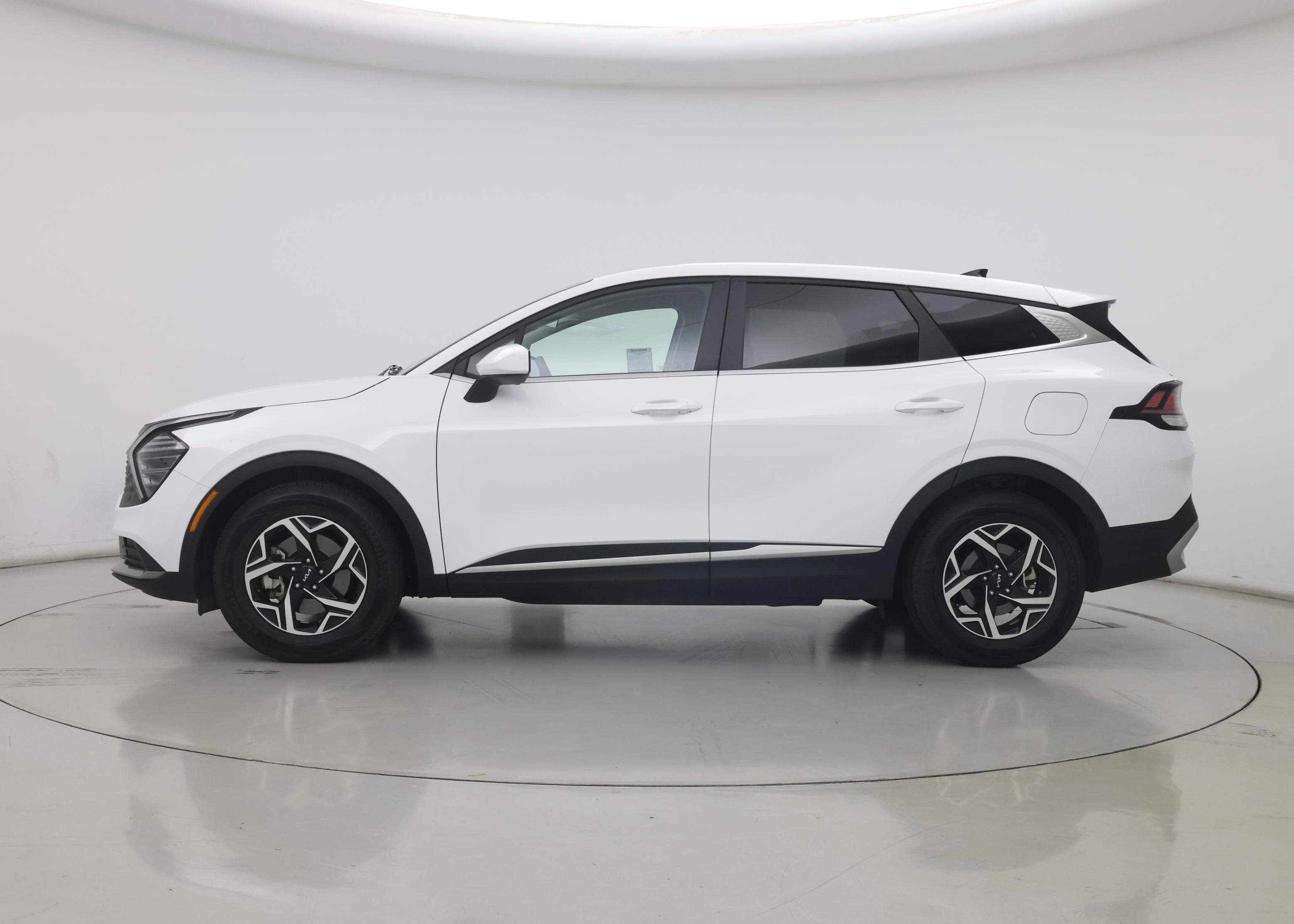 Thumbnail: 2025 Kia Sportage - 3
