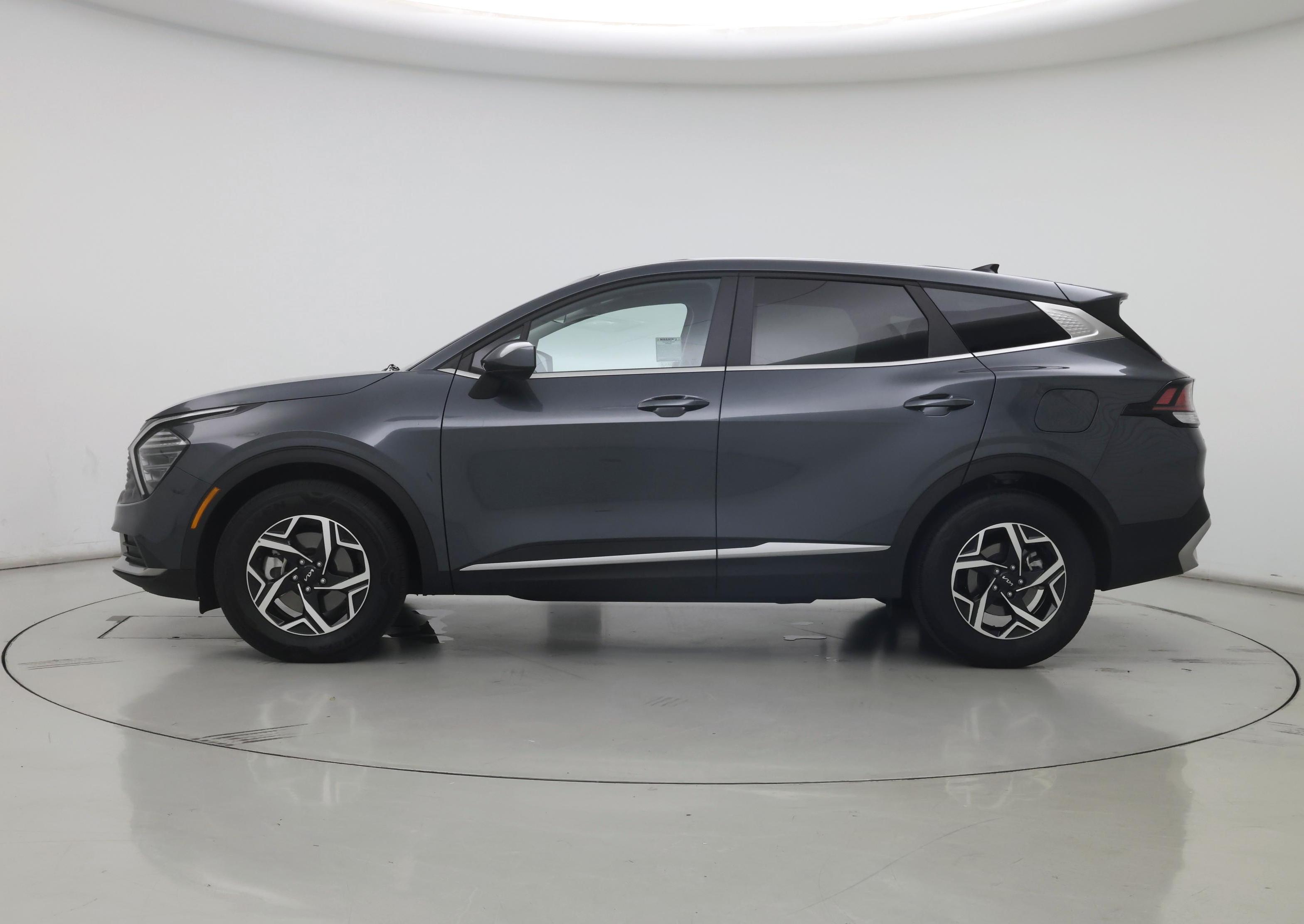 Thumbnail: 2025 Kia Sportage - 3