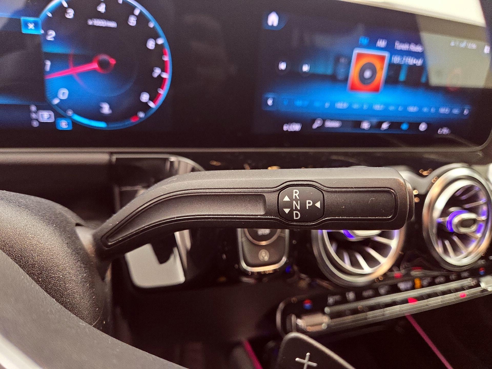 Thumbnail: 2021 Mercedes-Benz GLA - 17