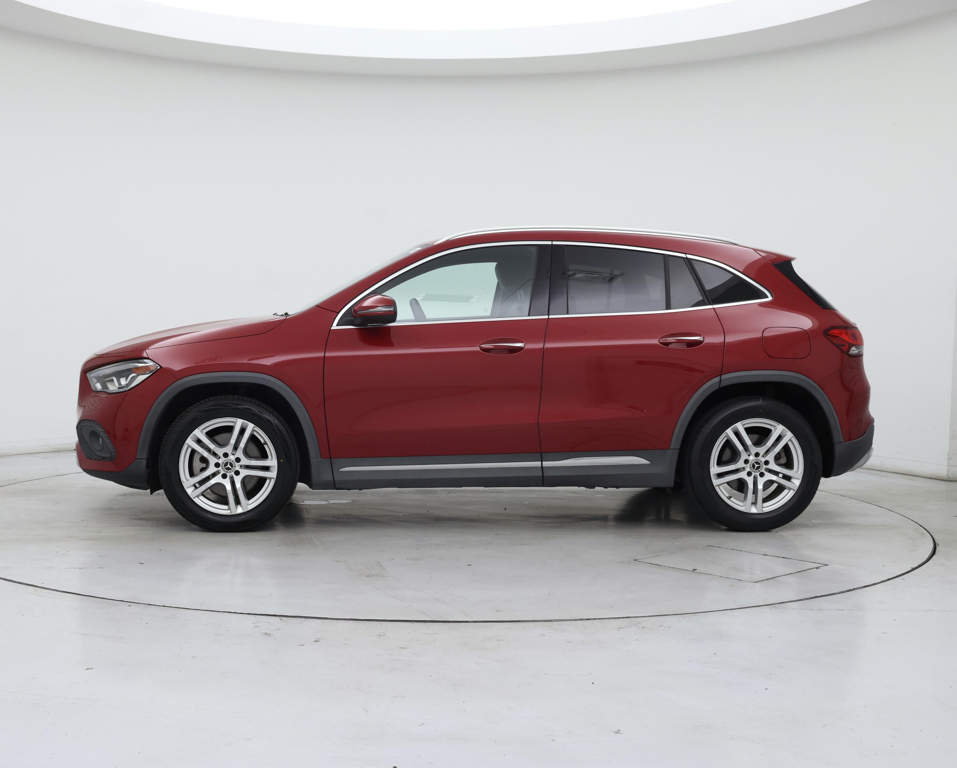 Thumbnail: 2021 Mercedes-Benz GLA - 3