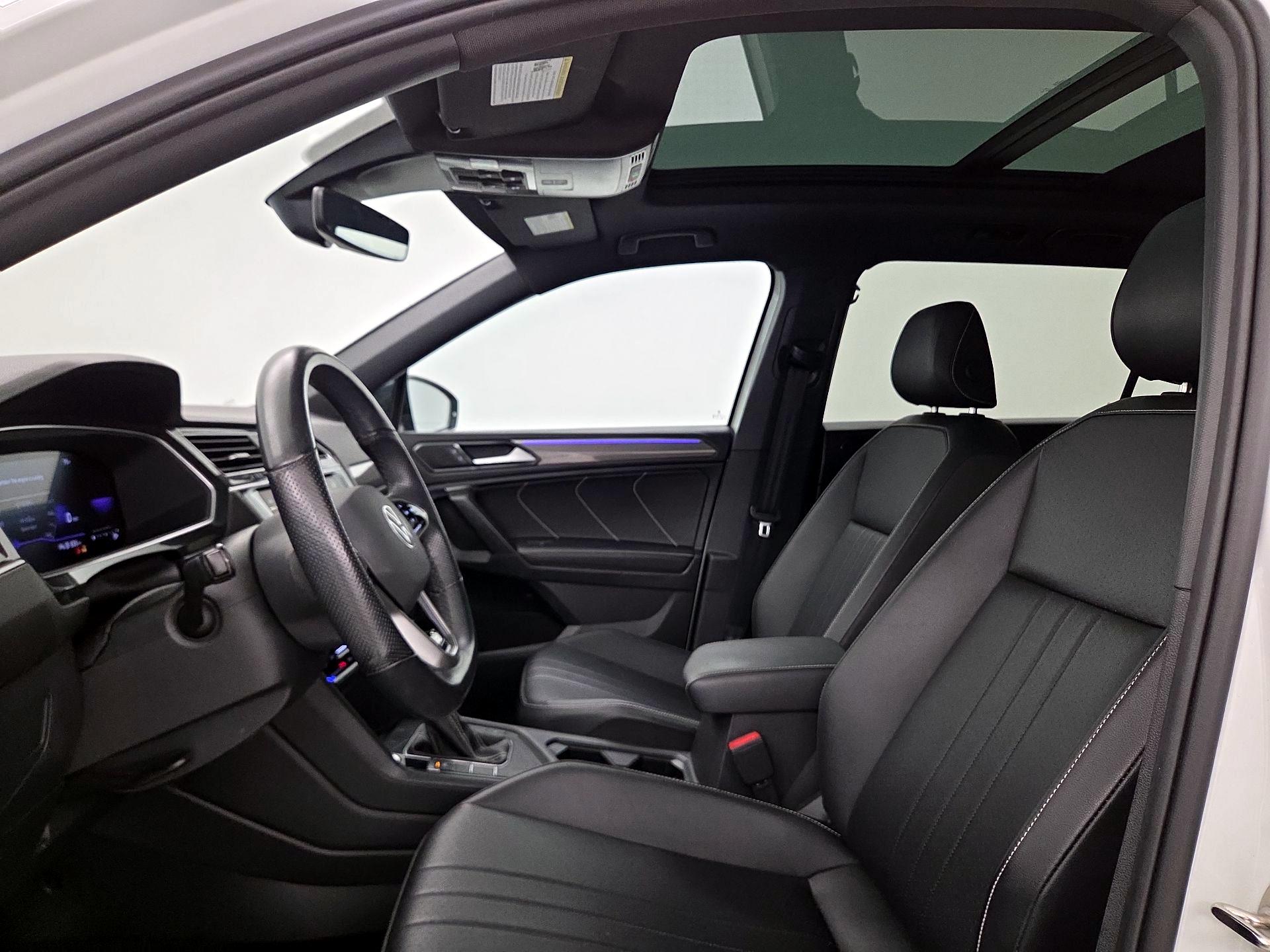 Thumbnail: 2023 Volkswagen Tiguan - 19