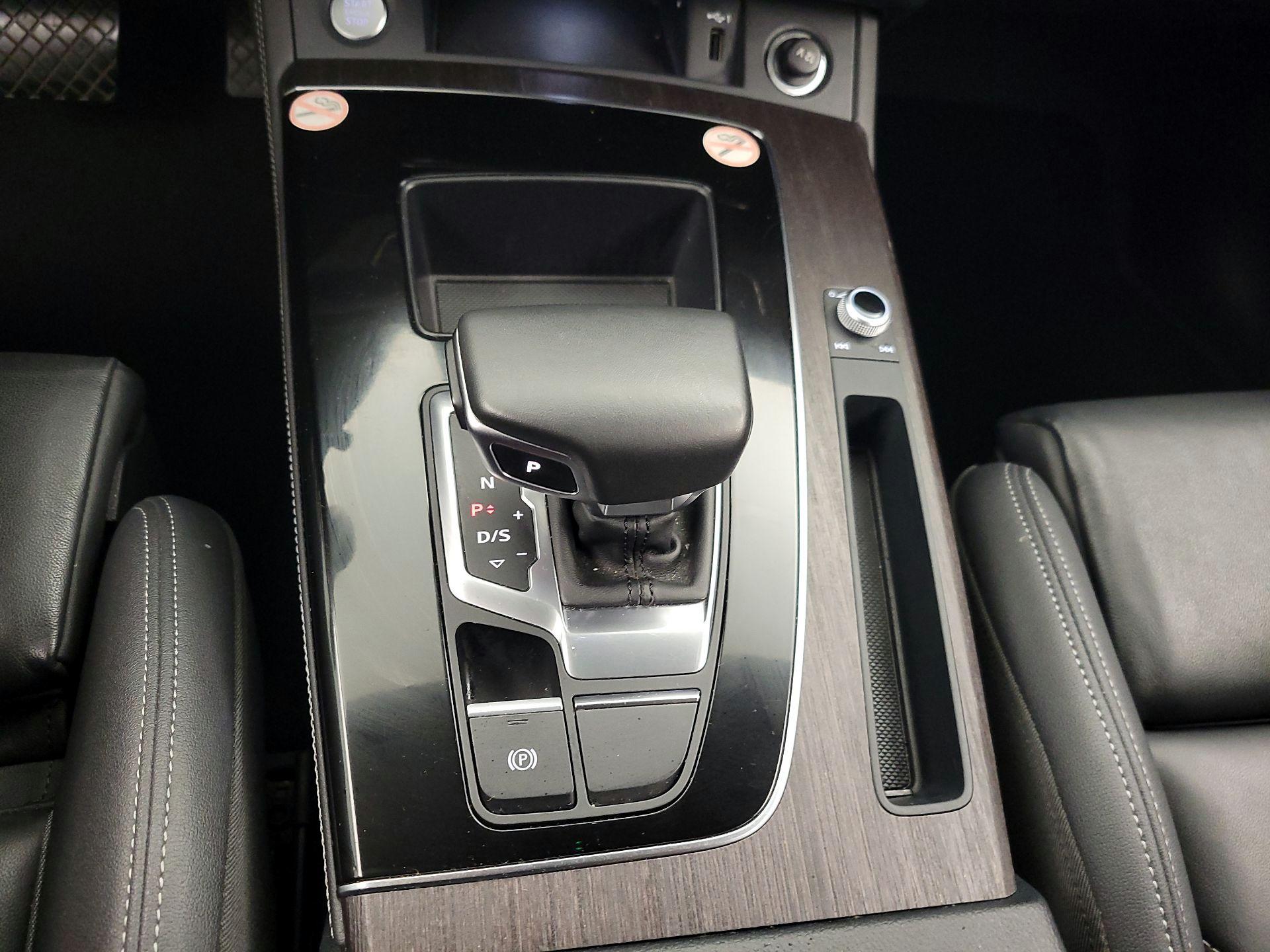 Thumbnail: 2024 Audi Q5 - 17