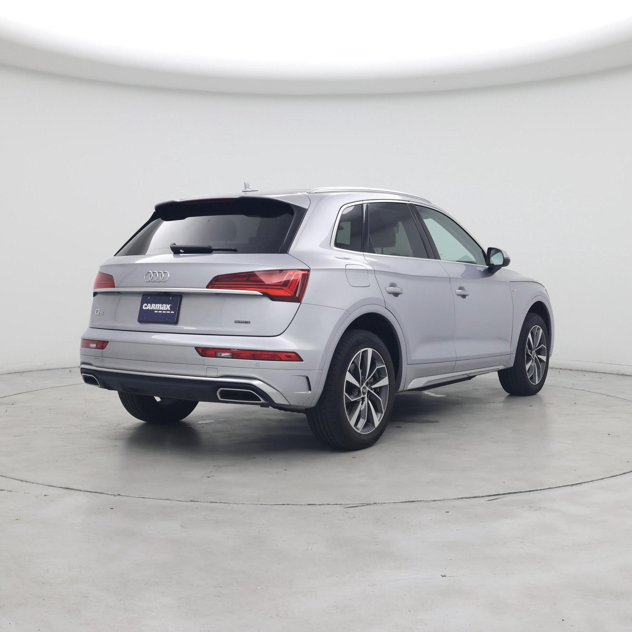 Thumbnail: 2024 Audi Q5 - 8