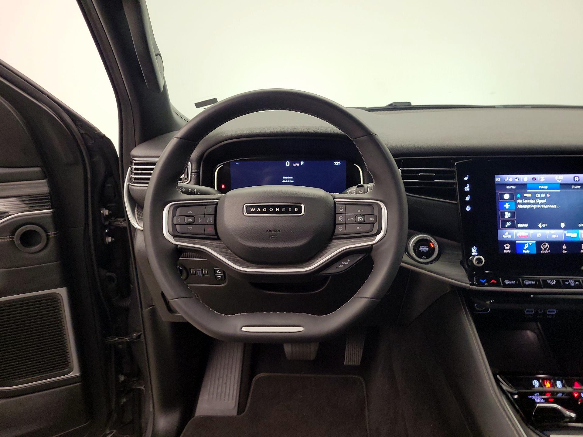 Thumbnail: 2024 Jeep Wagoneer - 10