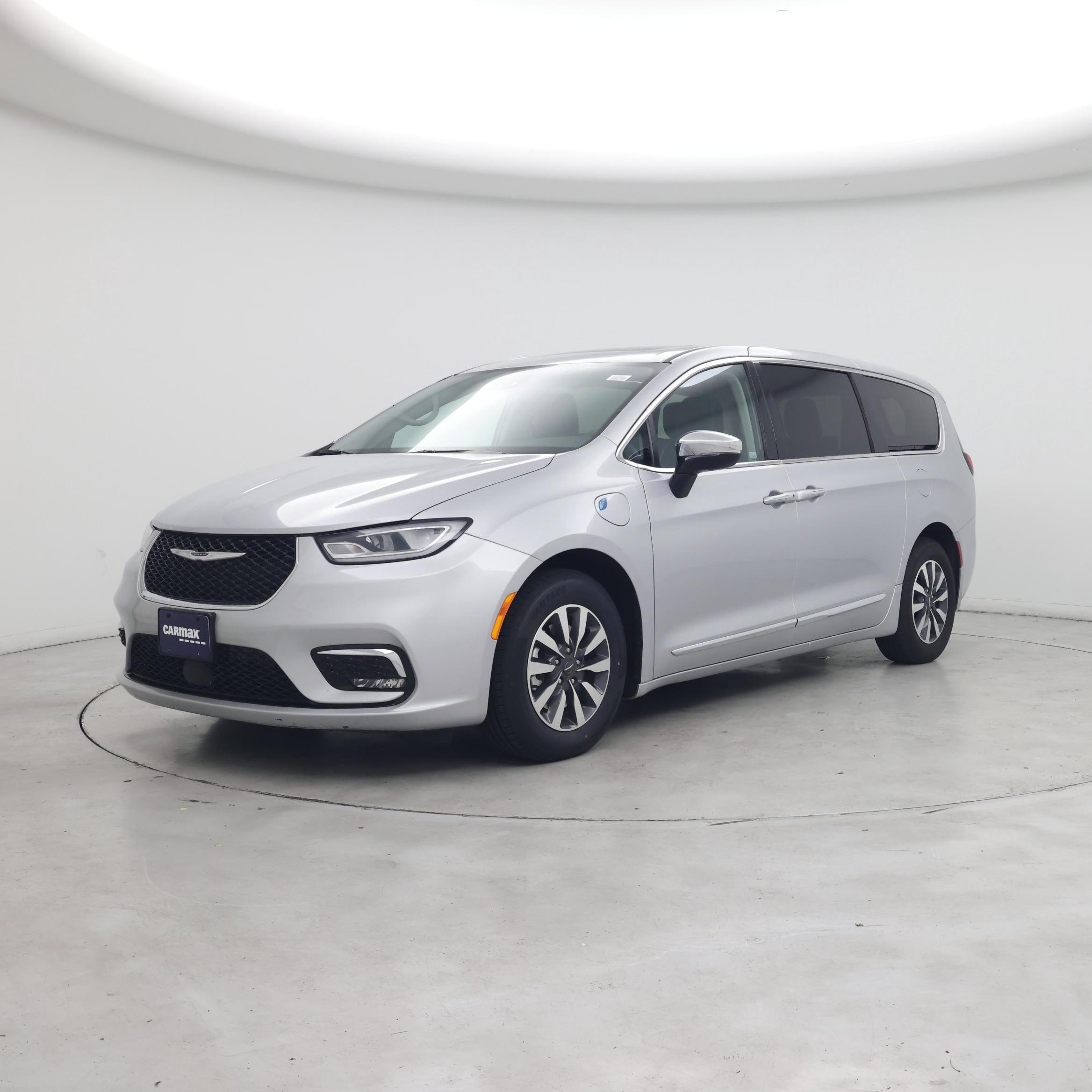Thumbnail: 2023 Chrysler Pacifica - 4