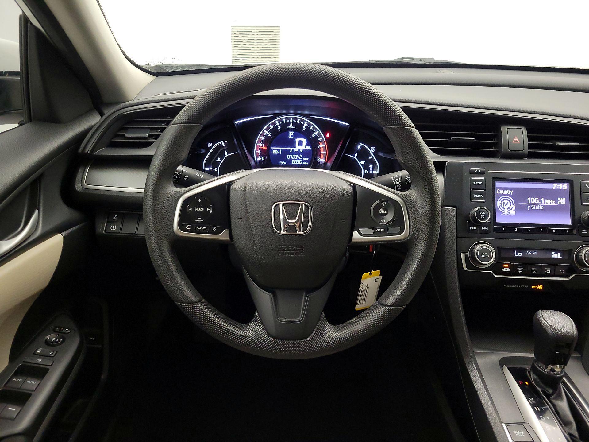 Thumbnail: 2016 Honda Civic - 10