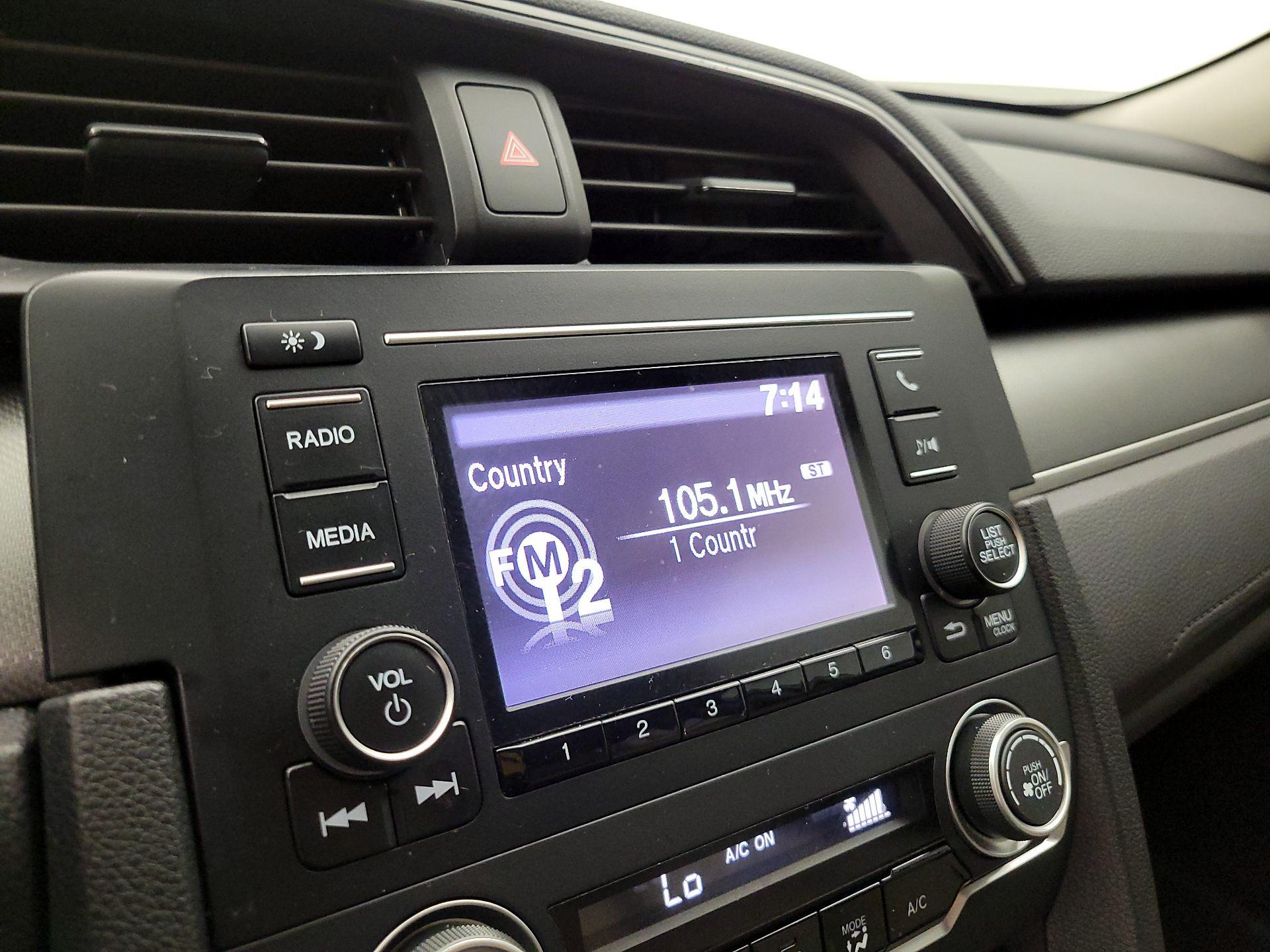Thumbnail: 2016 Honda Civic - 15