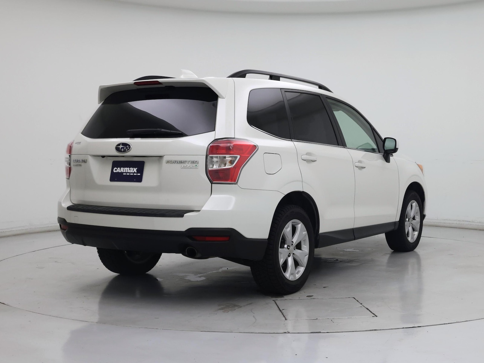 2016 Subaru Forester i Limited - Photo 9