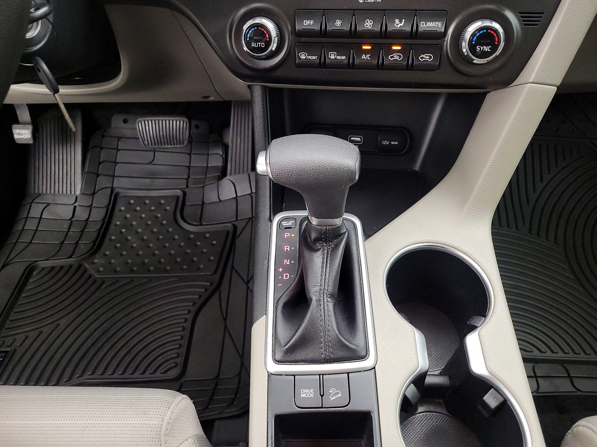 Thumbnail: 2021 Kia Sportage - 17