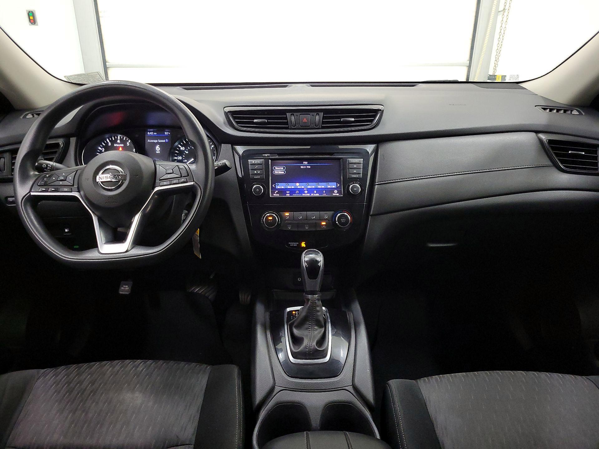 Thumbnail: 2020 Nissan Rogue - 9