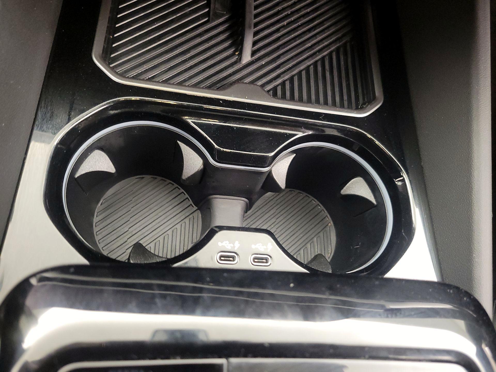 Thumbnail: 2026 BMW 5 Series - 19
