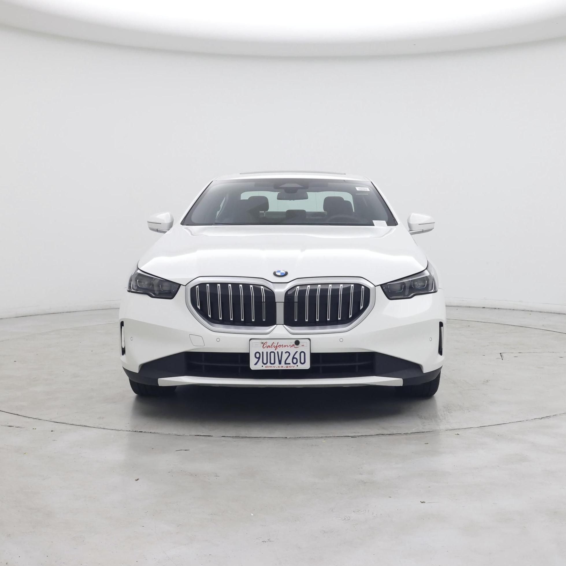 Thumbnail: 2026 BMW 5 Series - 5