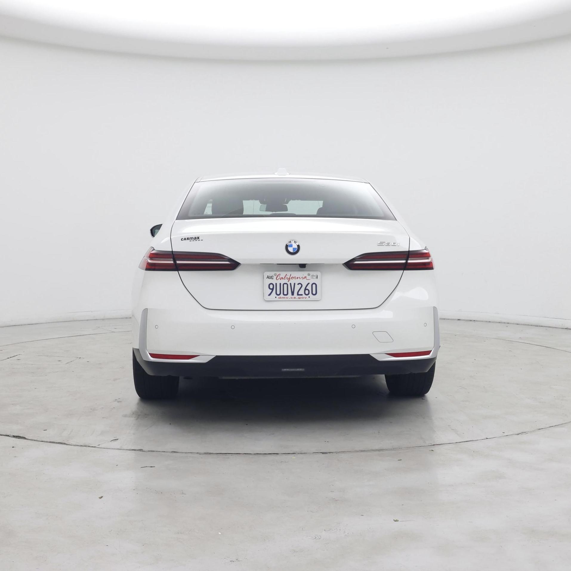 Thumbnail: 2026 BMW 5 Series - 6