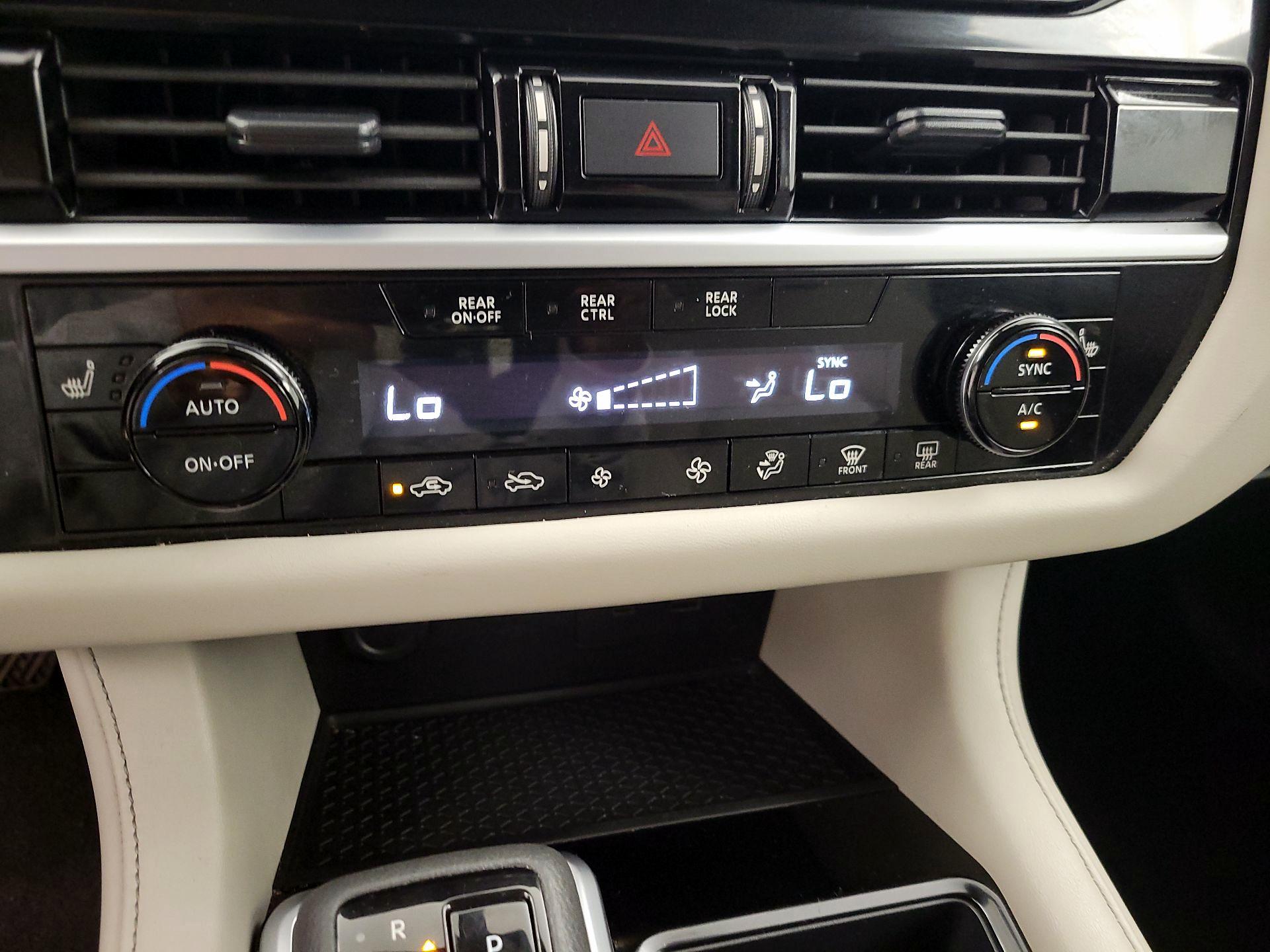 Thumbnail: 2024 Nissan Pathfinder - 16