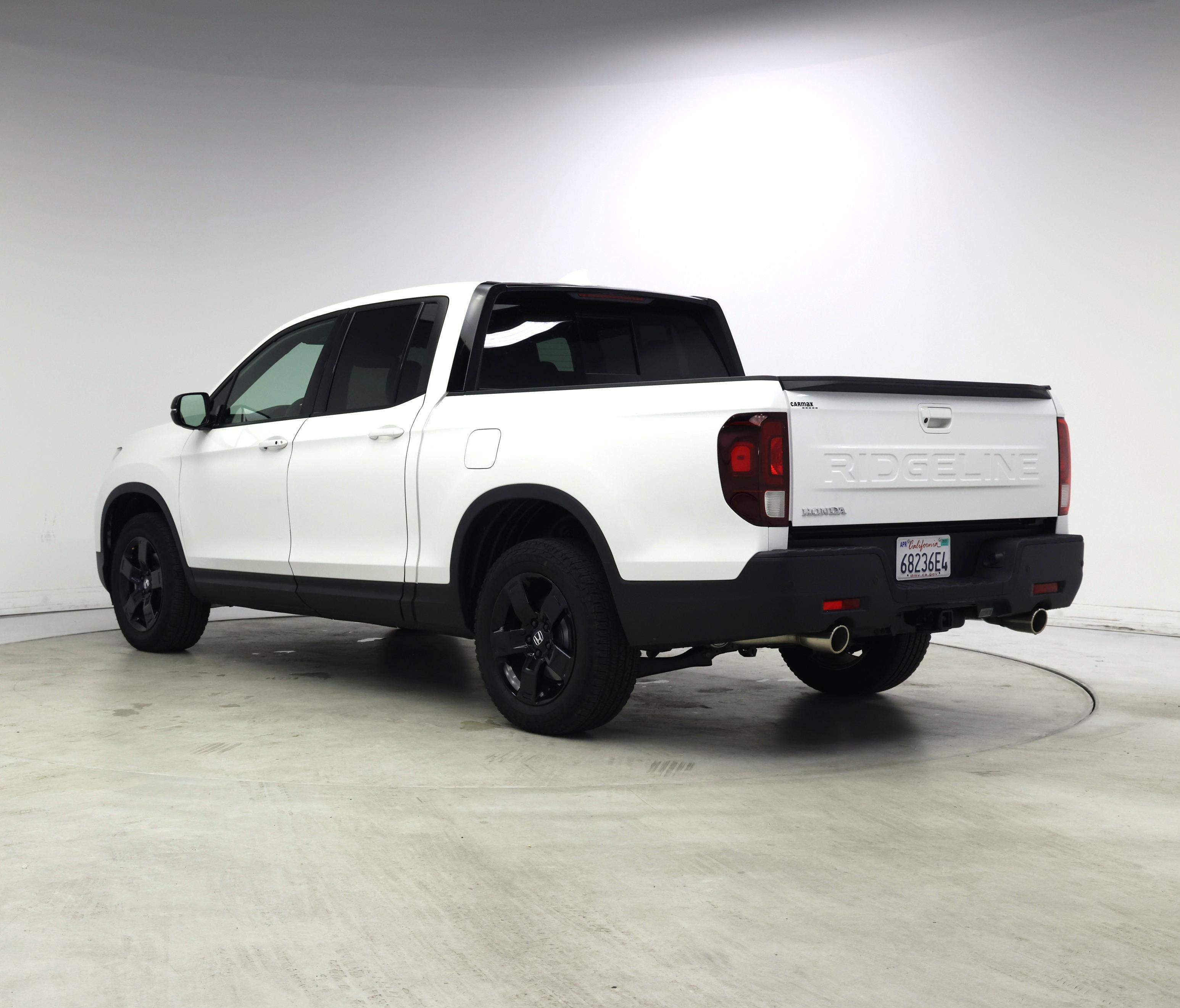 Thumbnail: 2025 Honda Ridgeline - 2