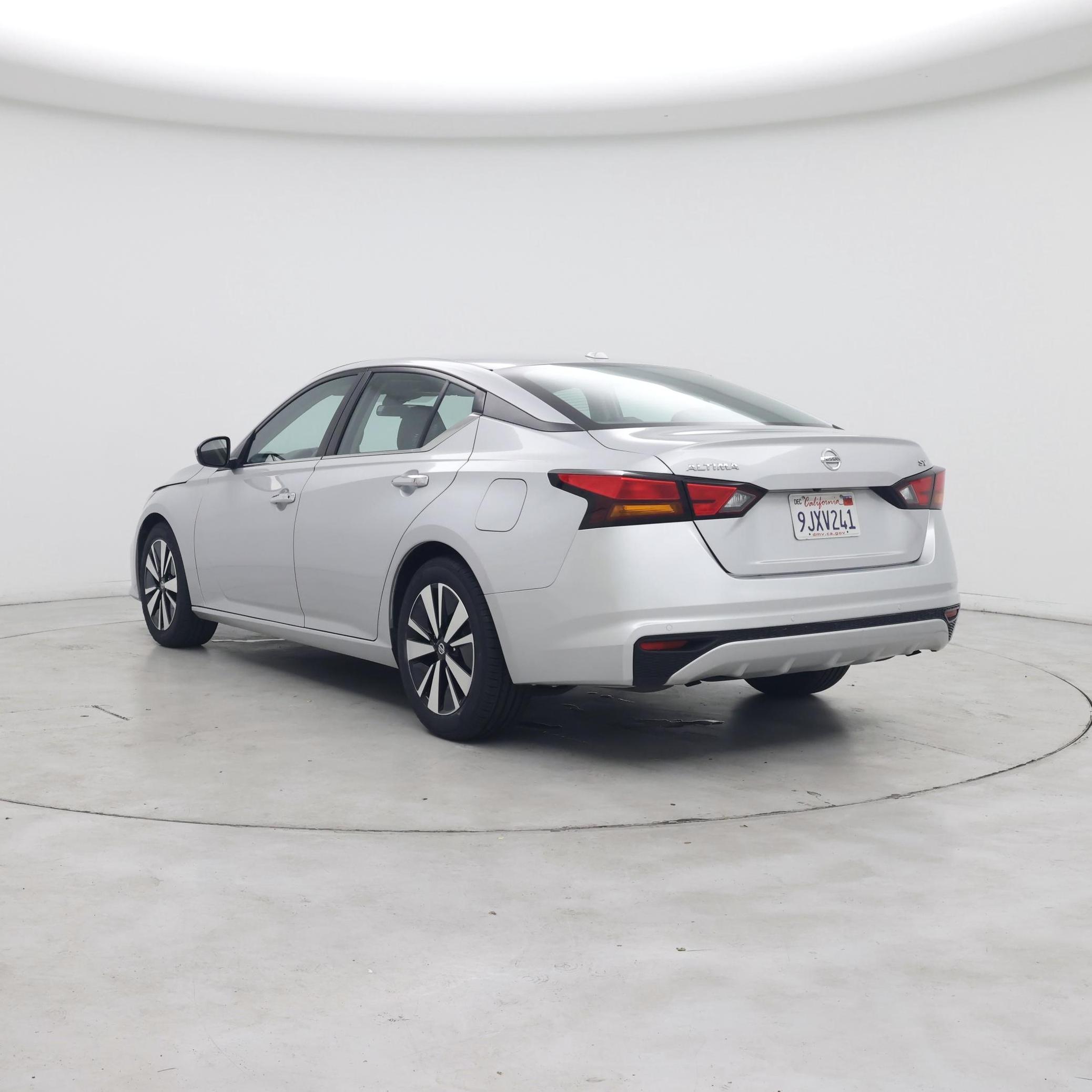Thumbnail: 2022 Nissan Altima - 2