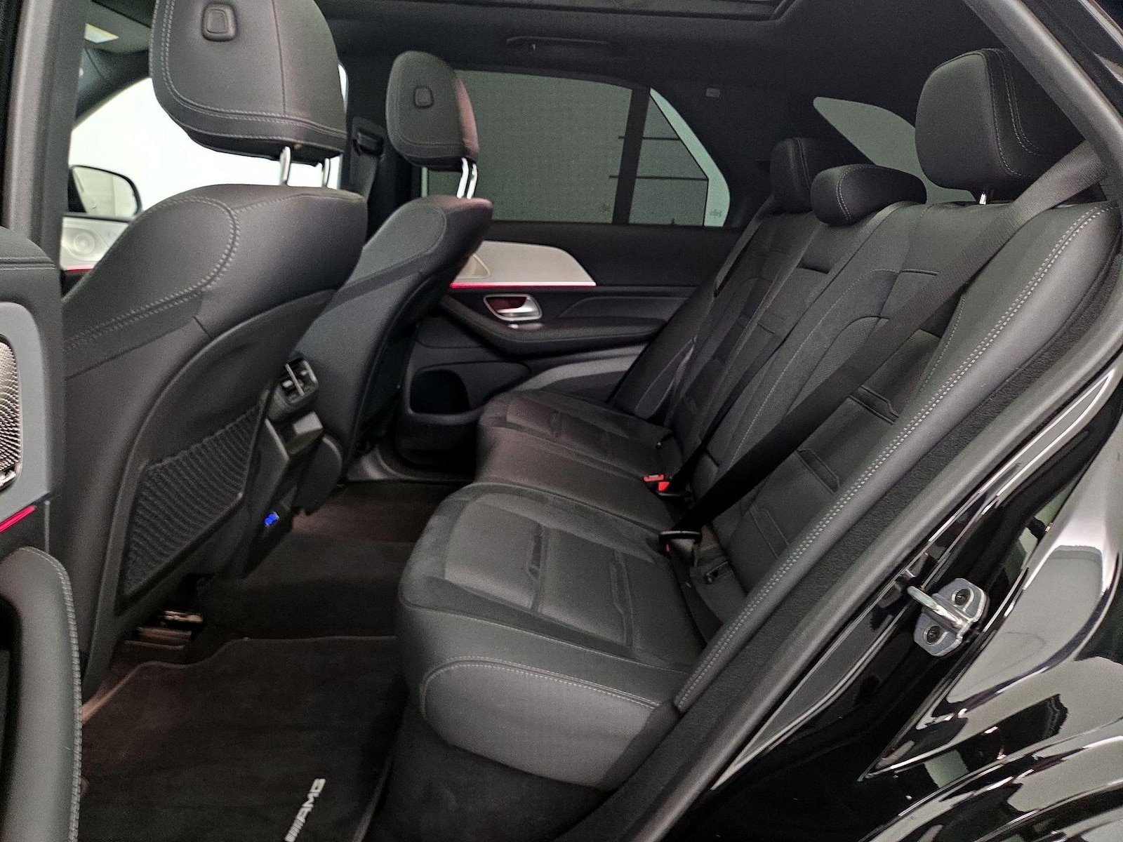 Rear Air Conditioning