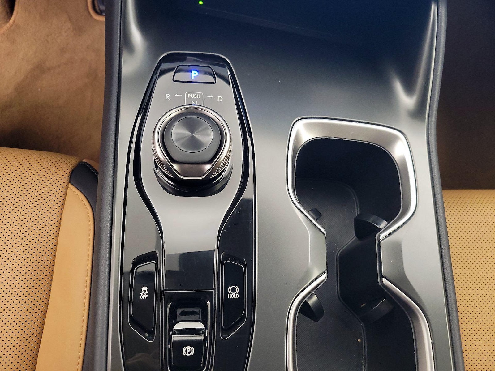 2025 Lexus RZ Base - Photo 18