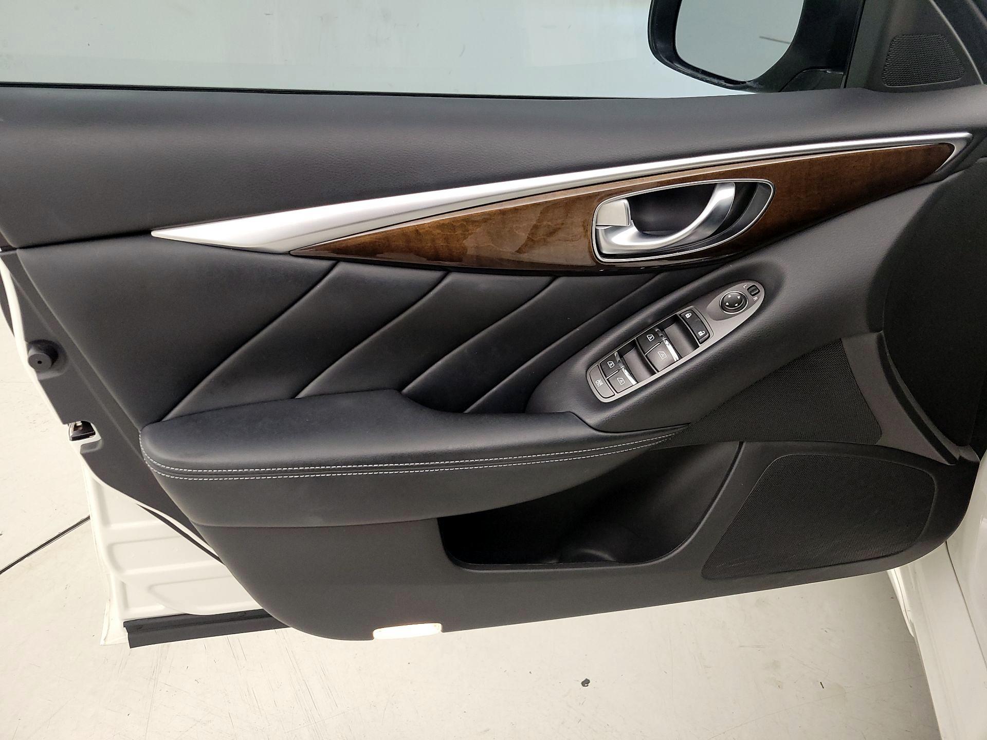 Thumbnail: 2019 INFINITI Q50 - 12