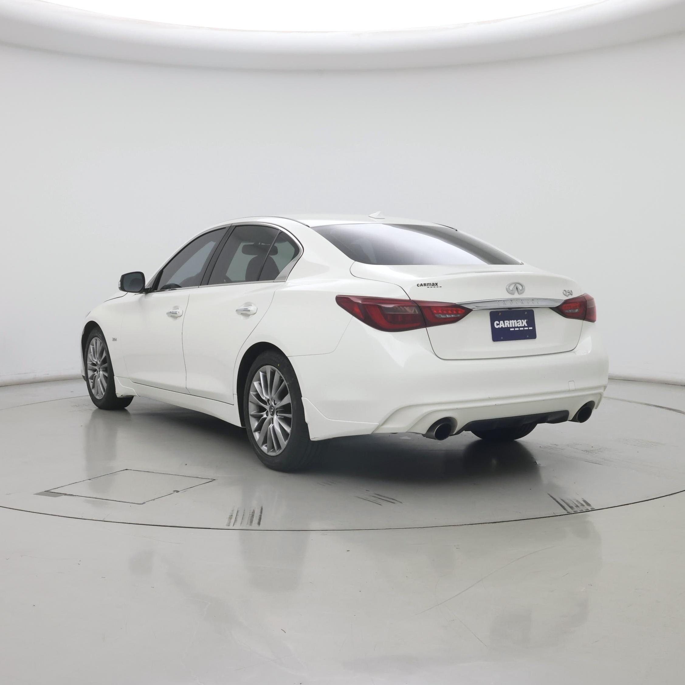 Thumbnail: 2019 INFINITI Q50 - 2