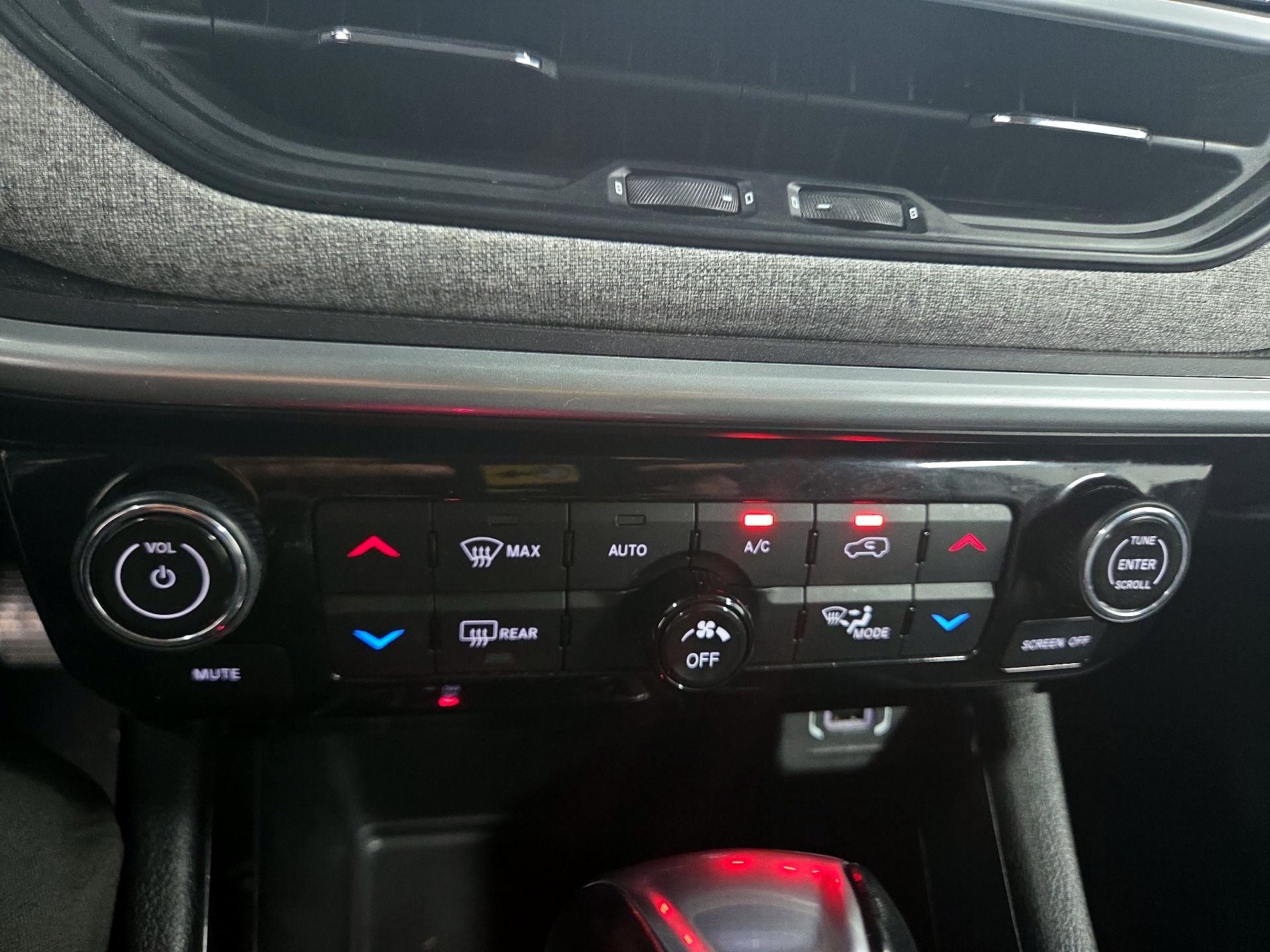 Thumbnail: 2022 Jeep Compass - 15
