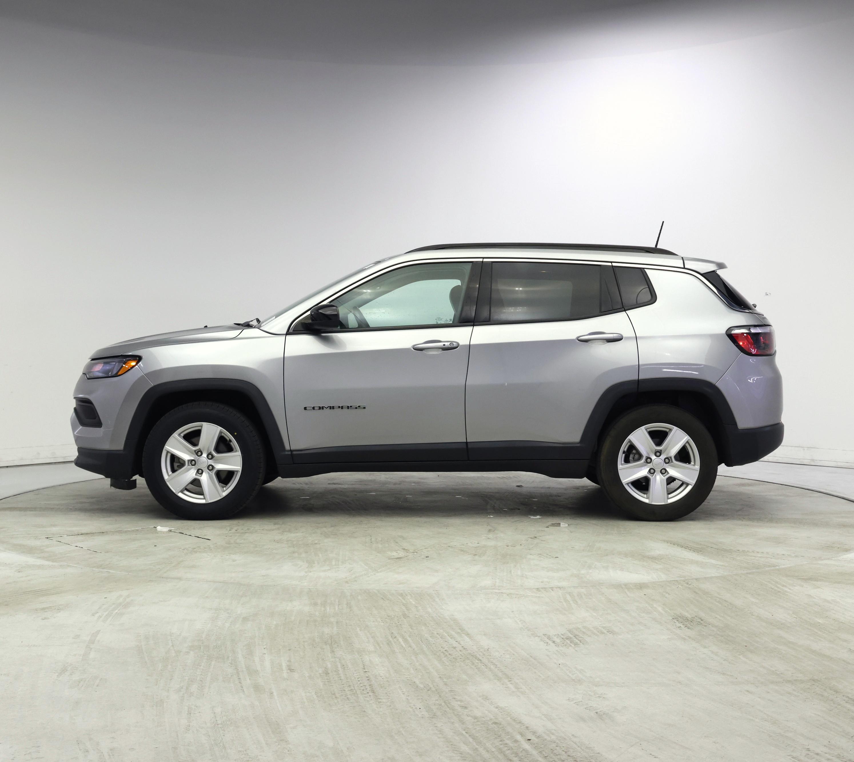 Thumbnail: 2022 Jeep Compass - 3