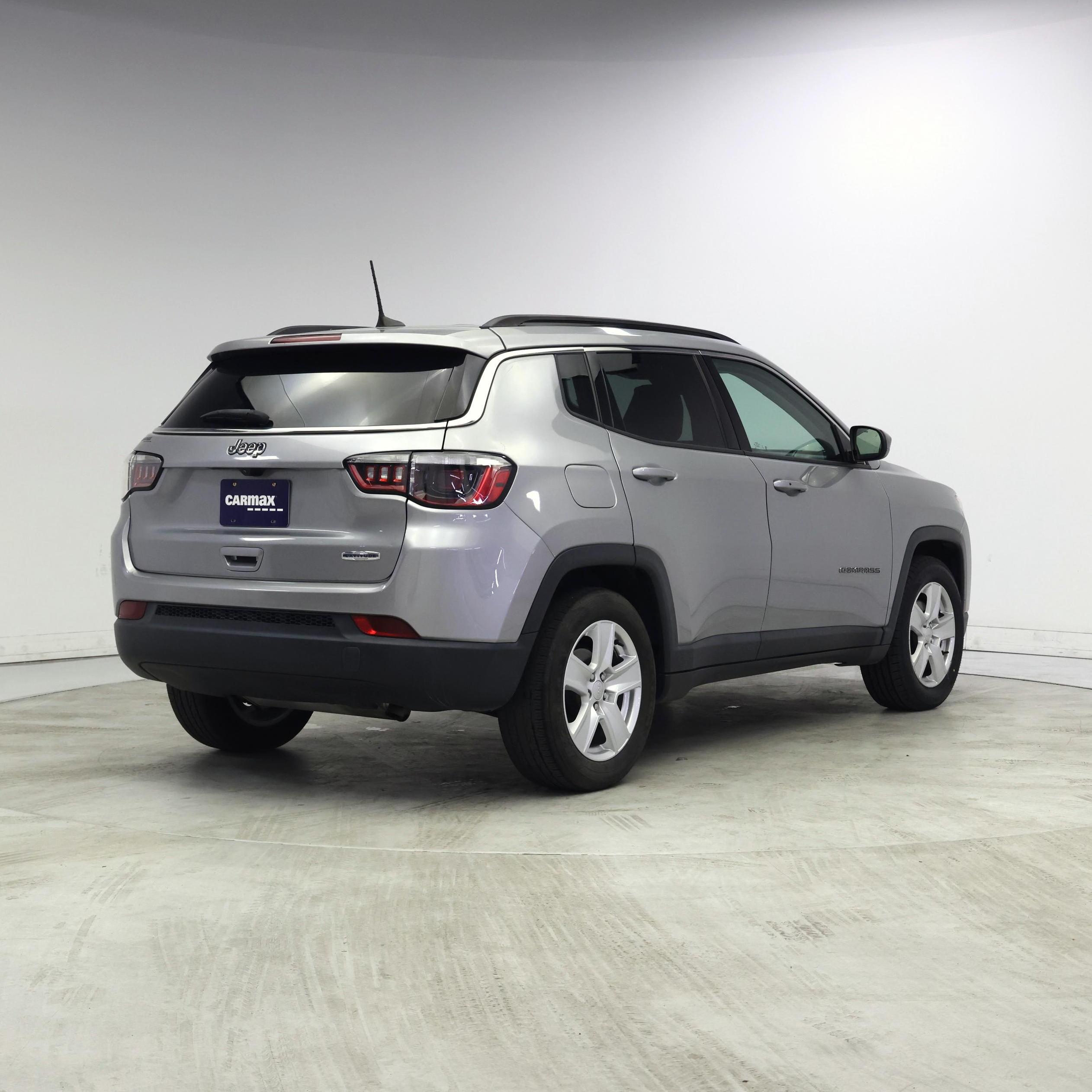 Thumbnail: 2022 Jeep Compass - 8