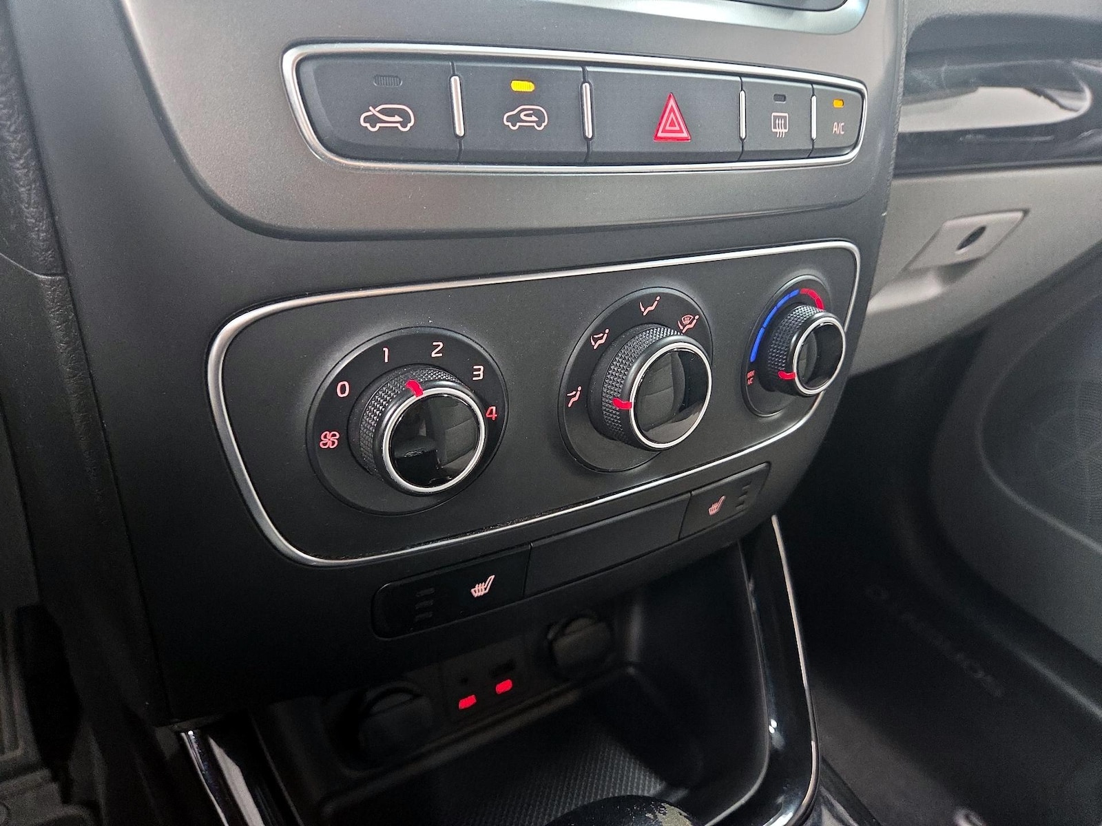 2015 Kia Sorento LX - Photo 15