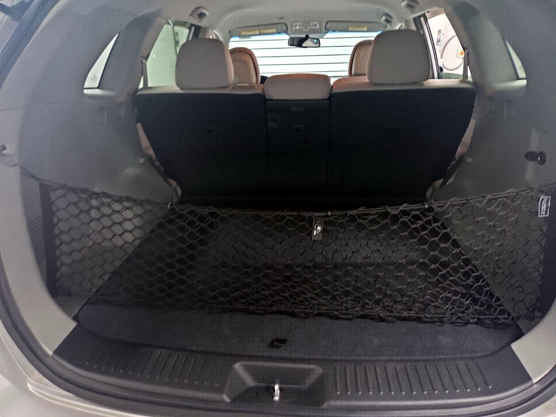 Thumbnail: 2015 Kia Sorento - 16